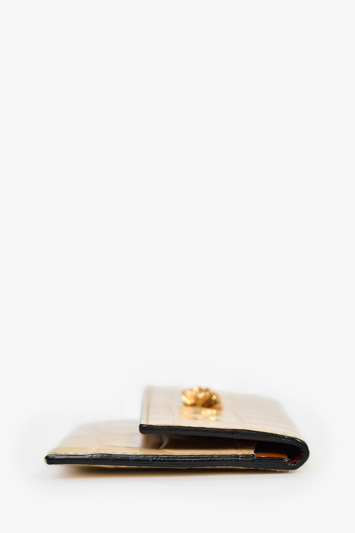 Alexander McQueen Beige Croc Embossed Skull Detail Card Holder - Image 3