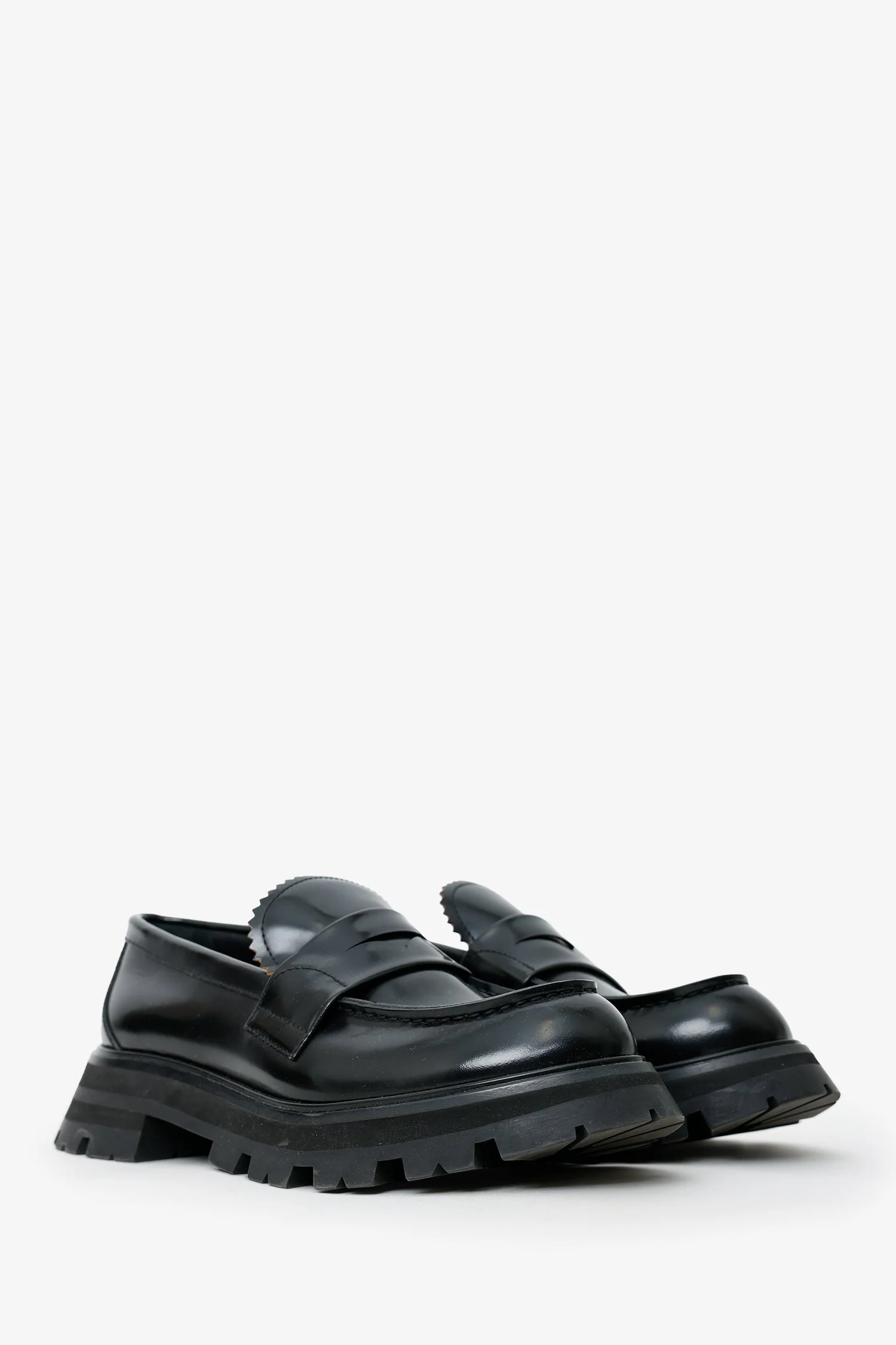 Alexander McQueen Black Leather 'Wander' Loafers Size 40 - Image 2
