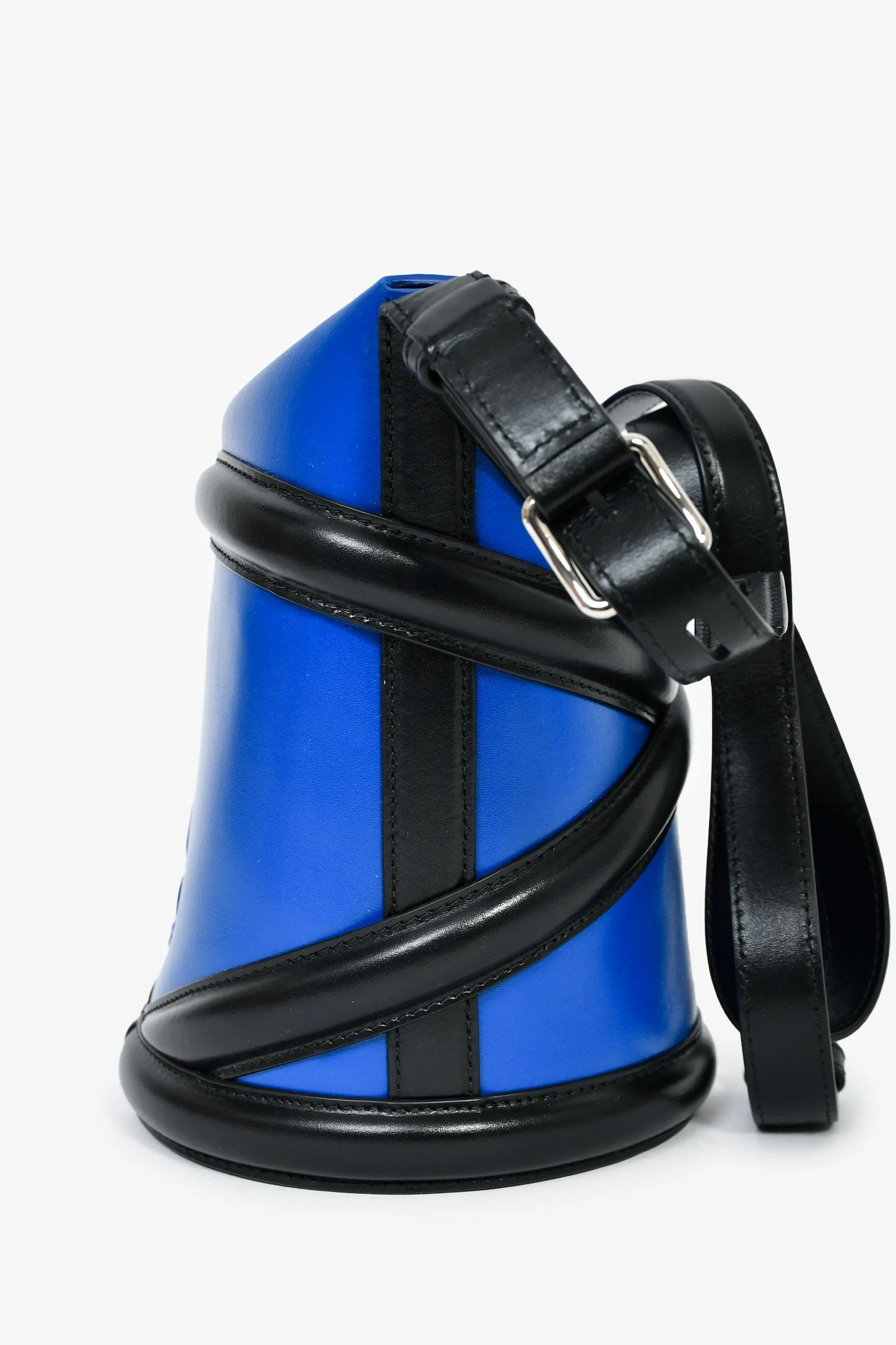 Alexander McQueen Blue/Black Leather Small 'Curve' Crossbody Bag - Image 4