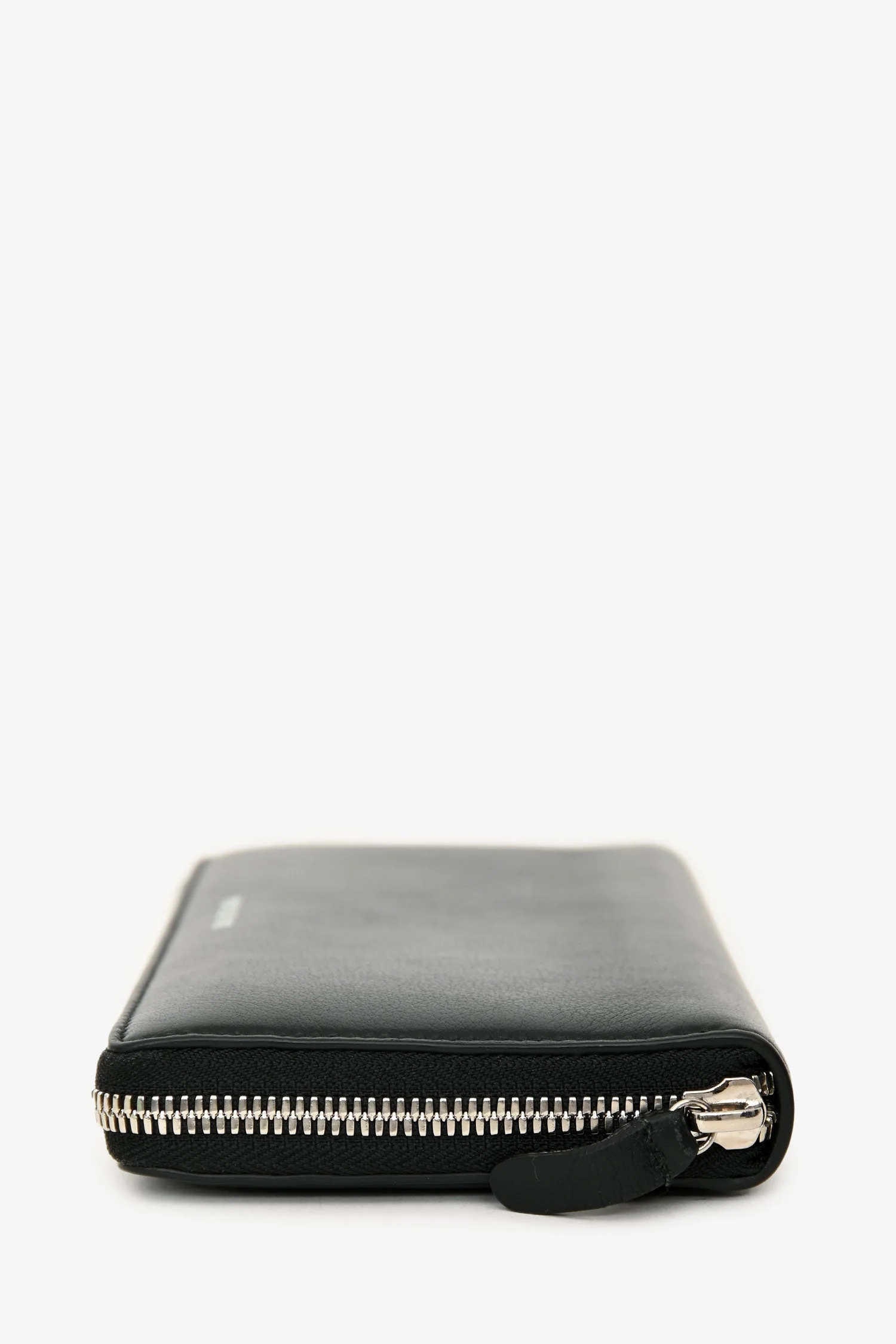 Balenciaga Black/White Logo Leather Zip Around Wallet - Image 4