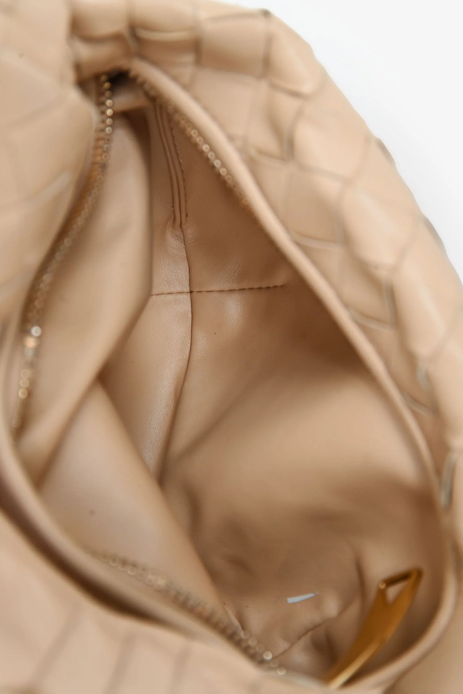 Bottega Veneta Beige Intrecciato Lambskin Mini Jodie Bag - Image 6