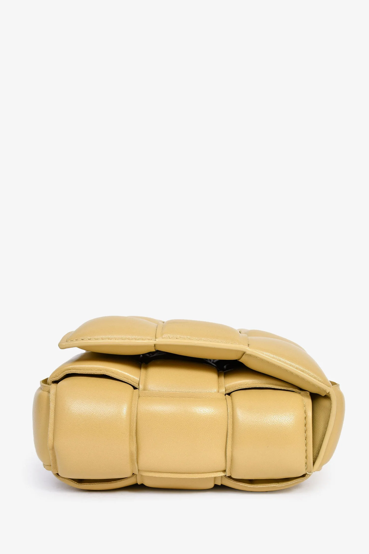 Bottega Veneta Beige Leather Intrecciato Padded Cassette Crossbody - Image 3