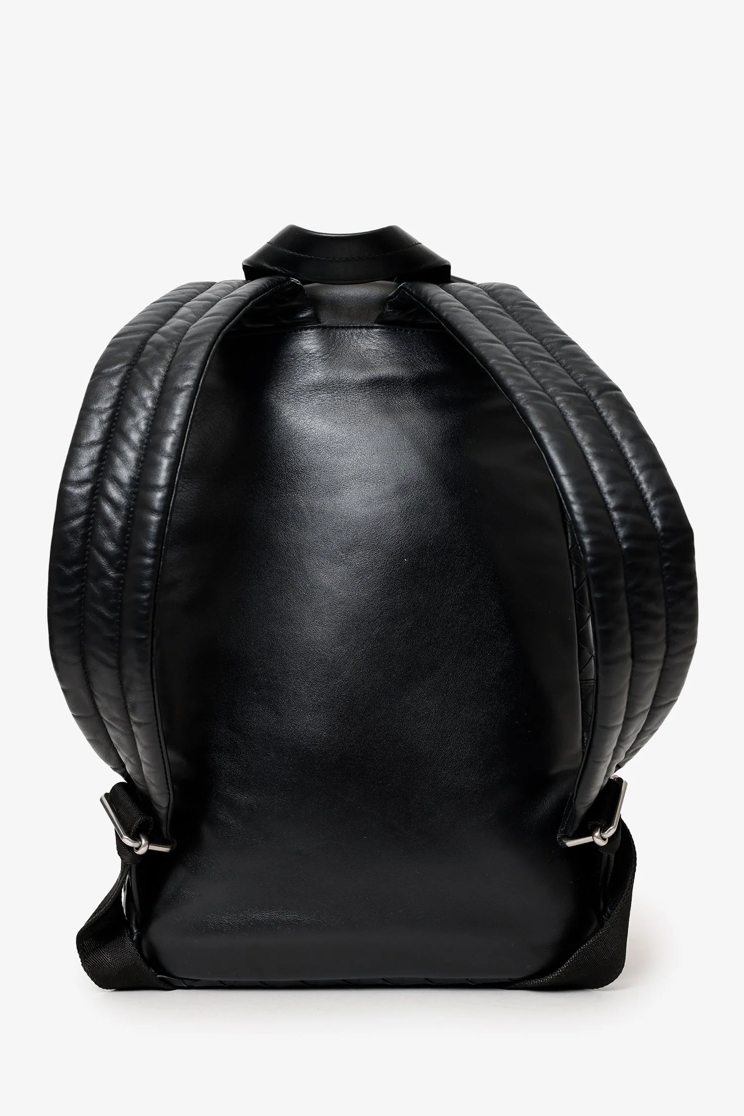 Bottega Veneta Black Intrecciato Leather Backpack - Image 3