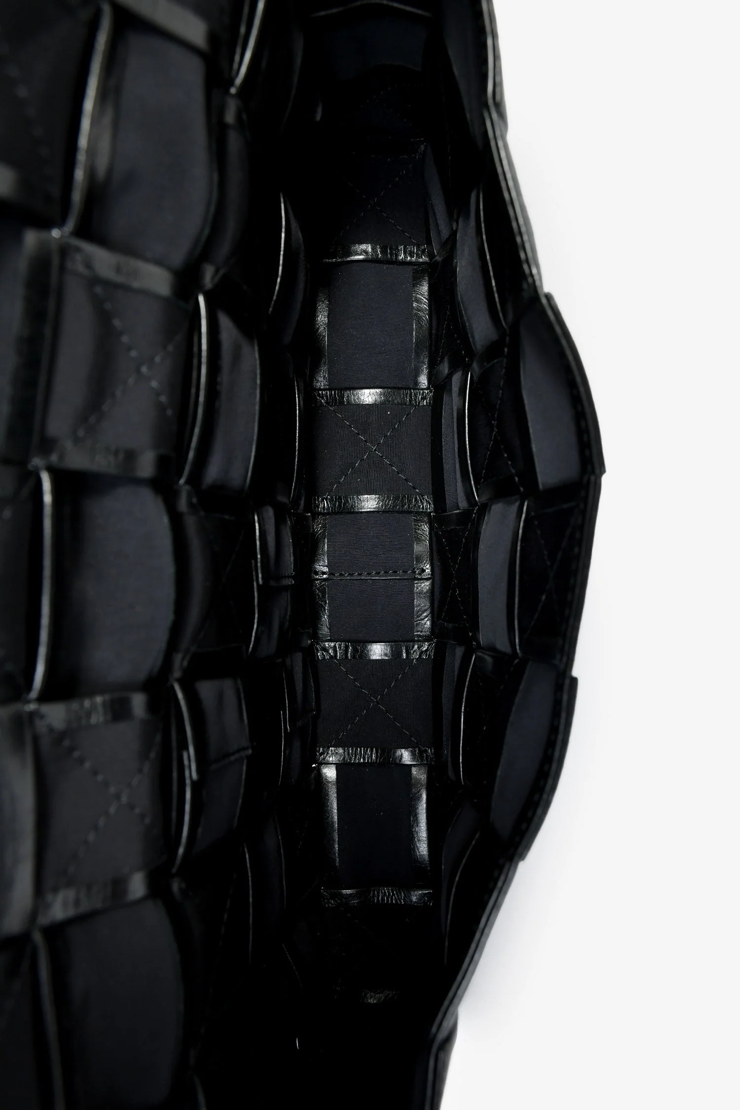 Bottega Veneta Black Leather Intrecciato 'The Stretch Cassette' Belt Bag With Zip Pouch - Image 6