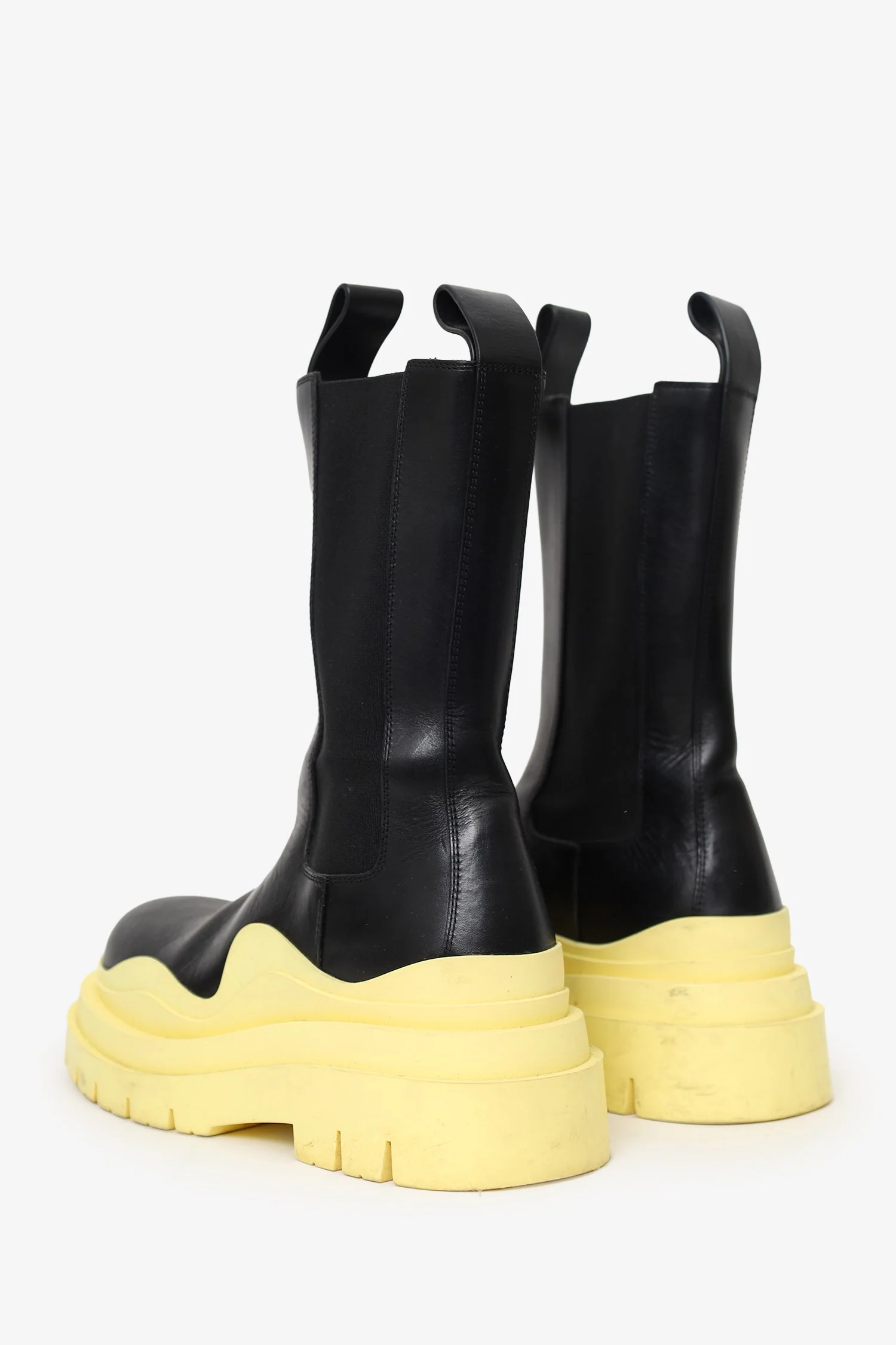 Bottega Veneta Black/Yellow Tire Chelsea Boots Size 35 - Image 4