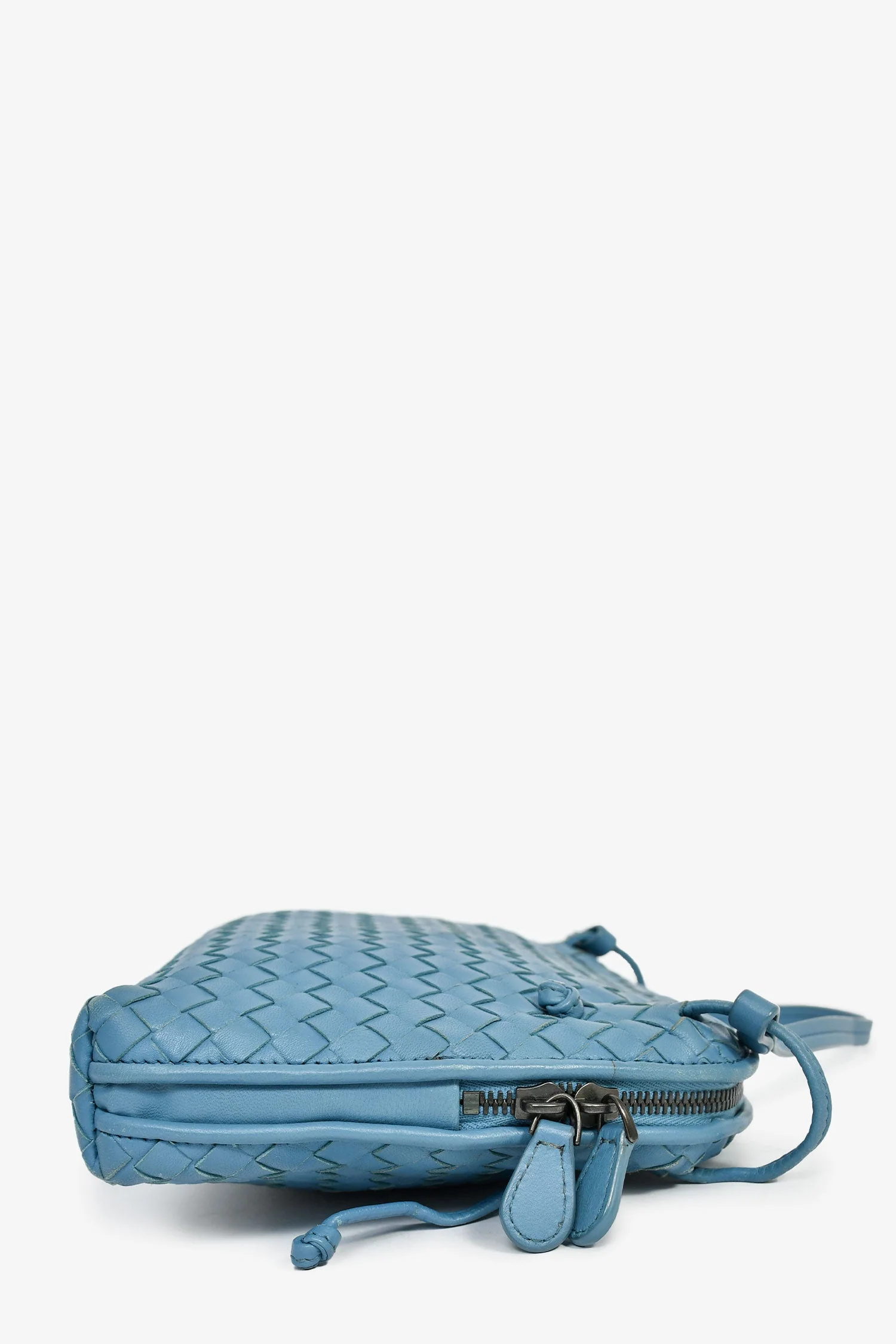 Bottega Veneta Blue Intrecciato Leather Crossbody Bag - Image 3