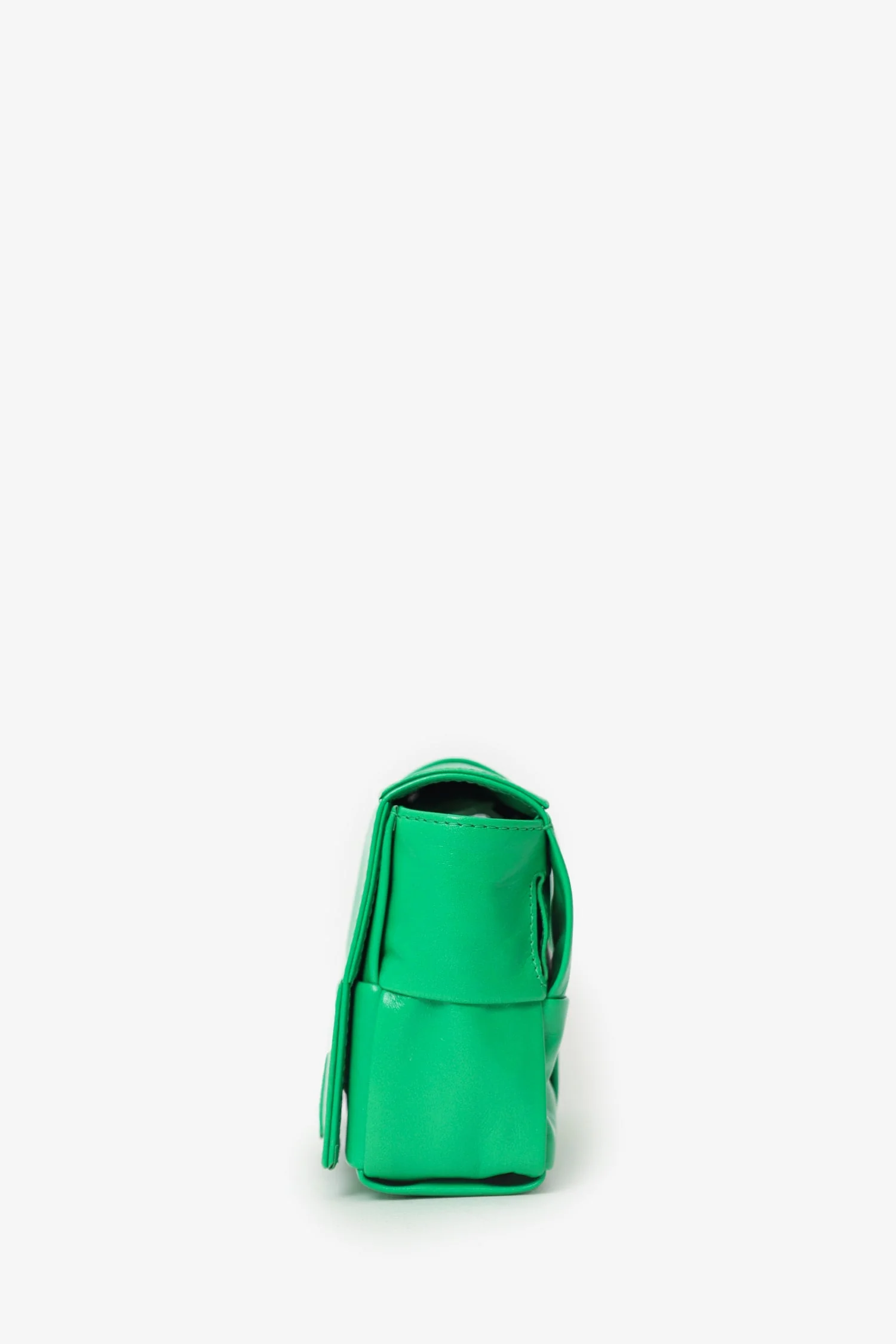 Bottega Veneta Green Leather Cassette Bag - Image 5