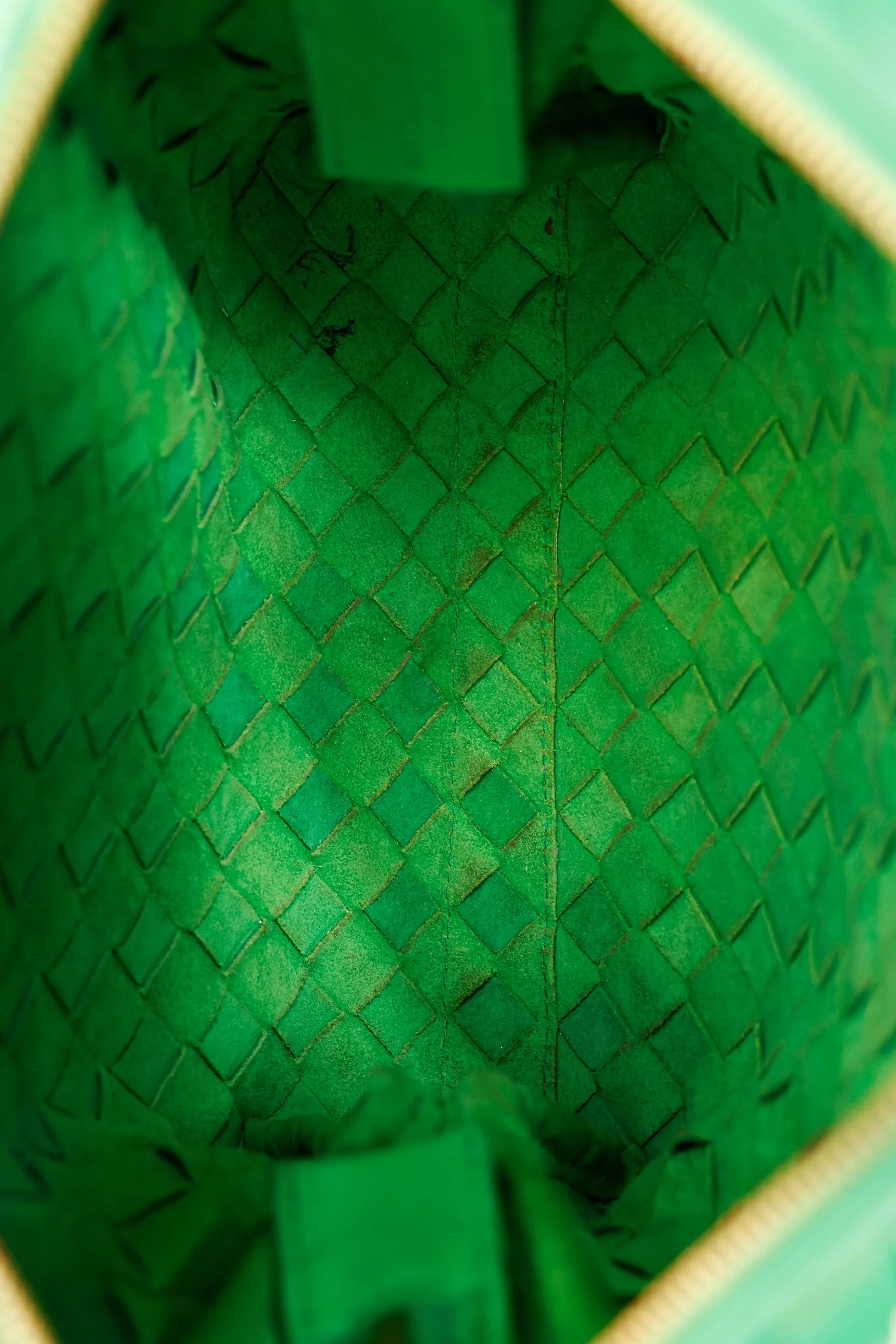 Bottega Veneta Green Leather Intrecciato Mini Loop Crossbody Bag - Image 7