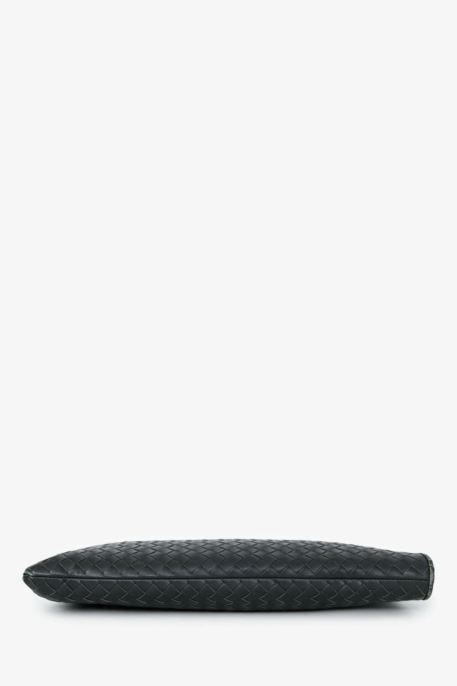 Bottega Veneta Grey Intrecciato Leather Laptop Case - Image 5