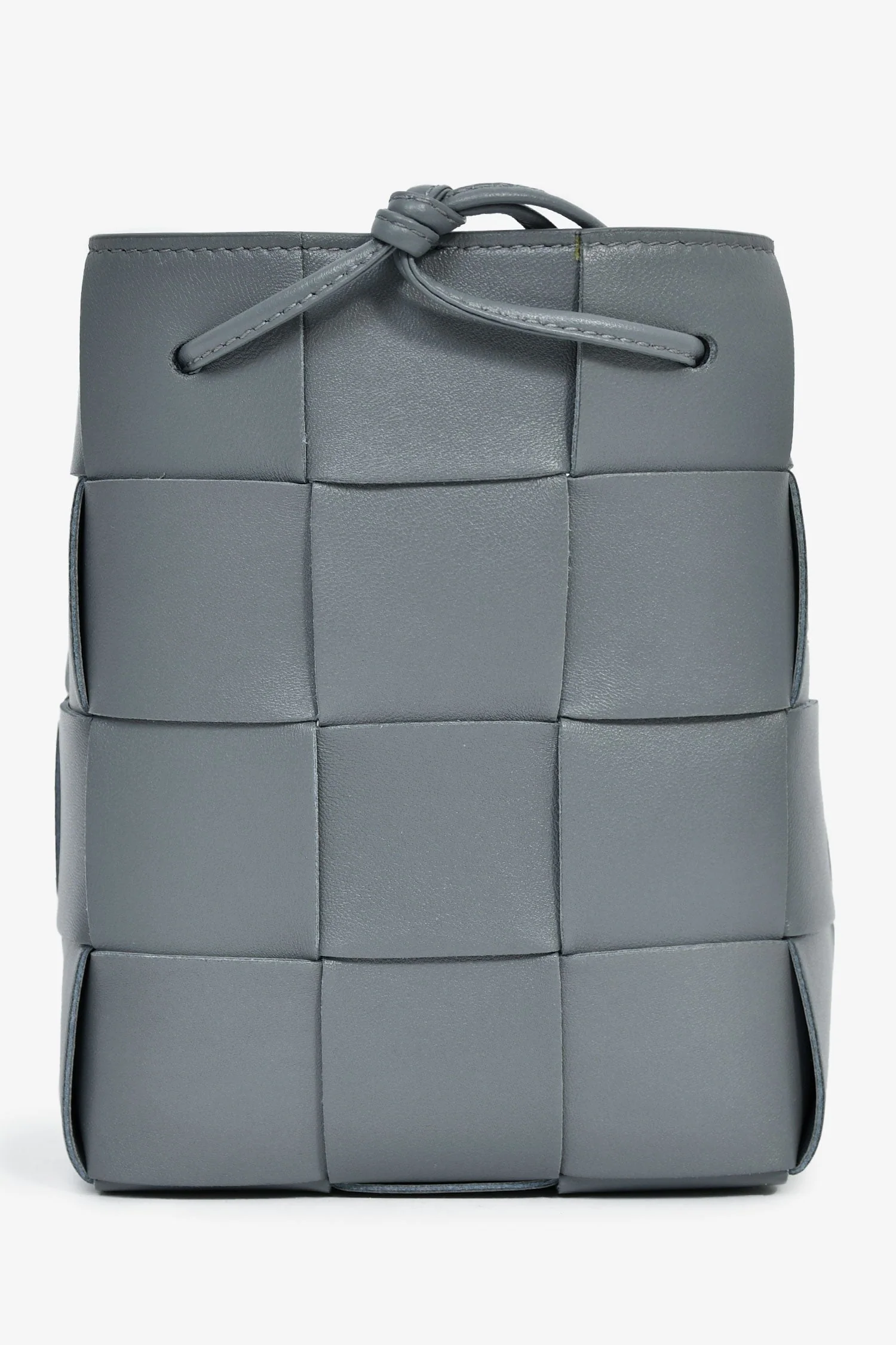 Bottega Veneta Grey Lambskin Cassette Mini Bucket Bag - Image 4