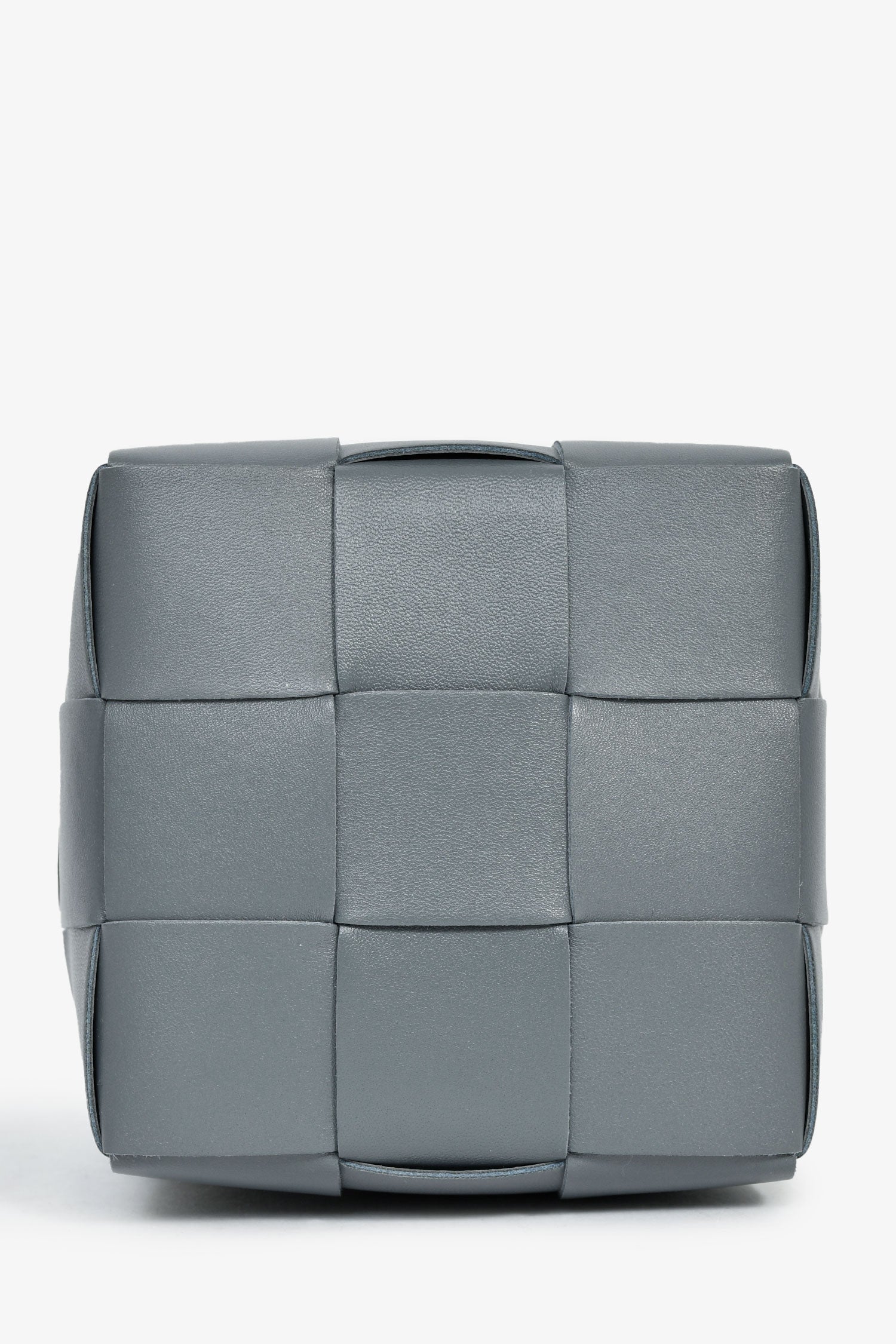 Bottega Veneta Grey Lambskin Cassette Mini Bucket Bag - Image 5