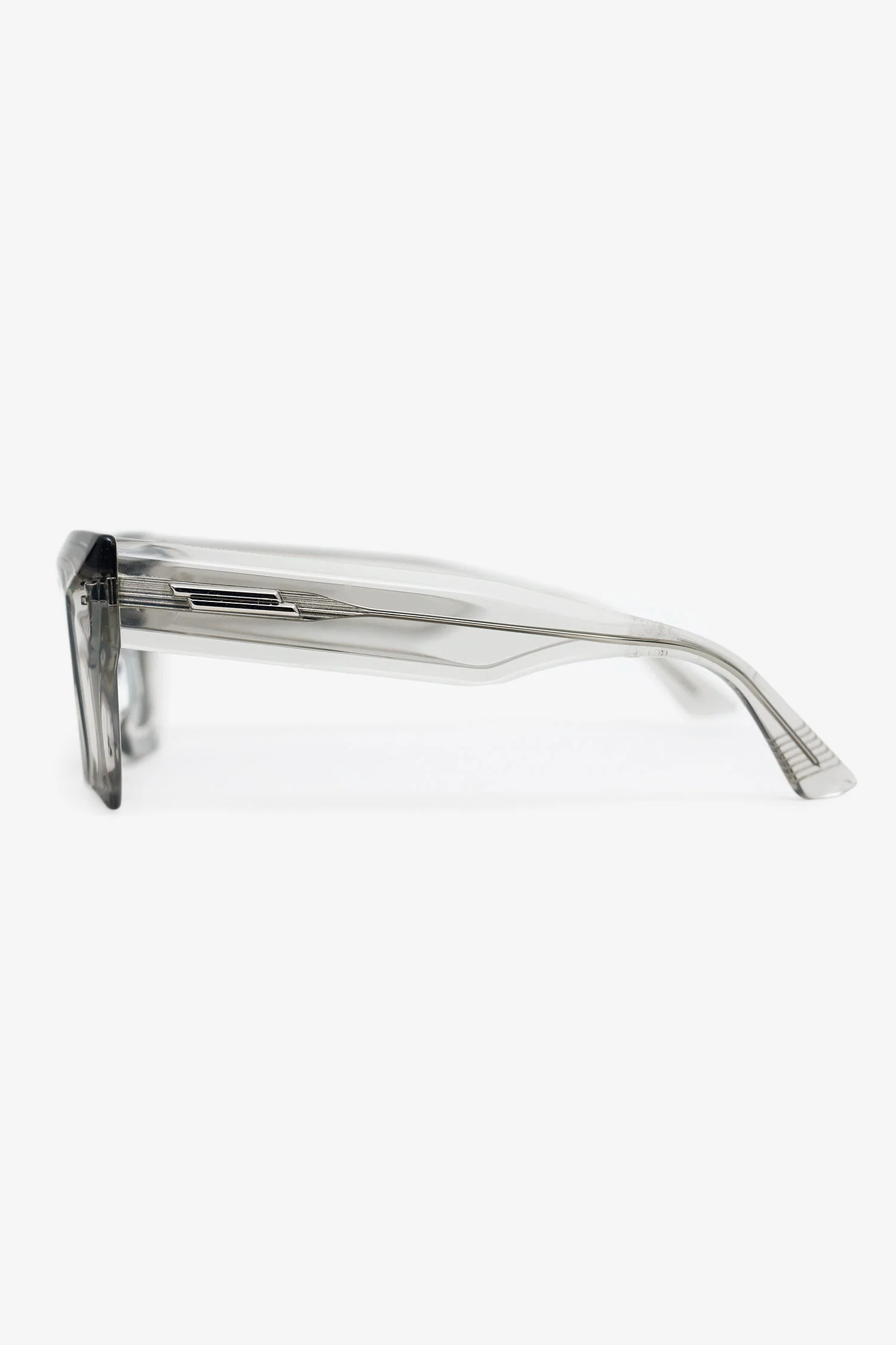 Bottega Veneta Grey Transparent Frame Sharp Cat Eye Sunglasses - Image 3