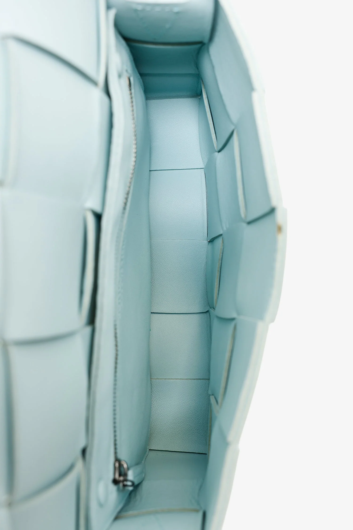 Bottega Veneta Light Blue Intrecciato Leather Cassette Crossbody Bag - Image 7
