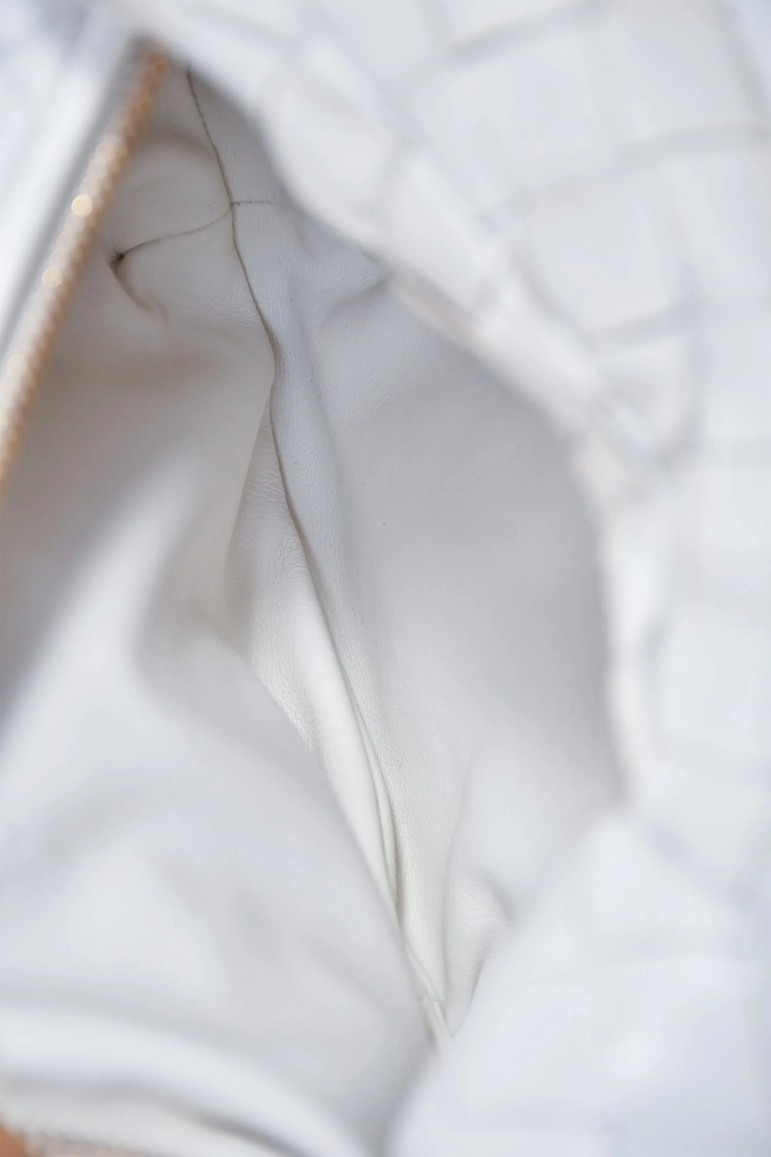 Bottega Veneta White Intrecciato Mini Jodie Bag - Image 6