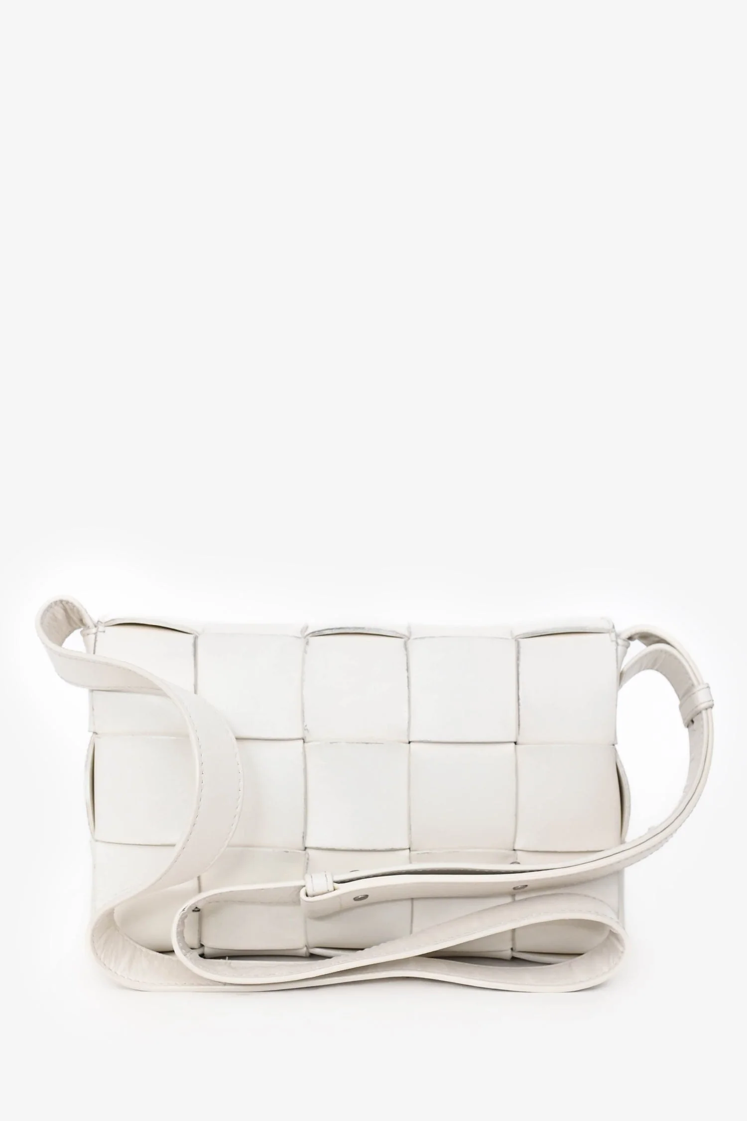 Bottega Veneta White Leather The Cassette Crossbody Bag - Image 2