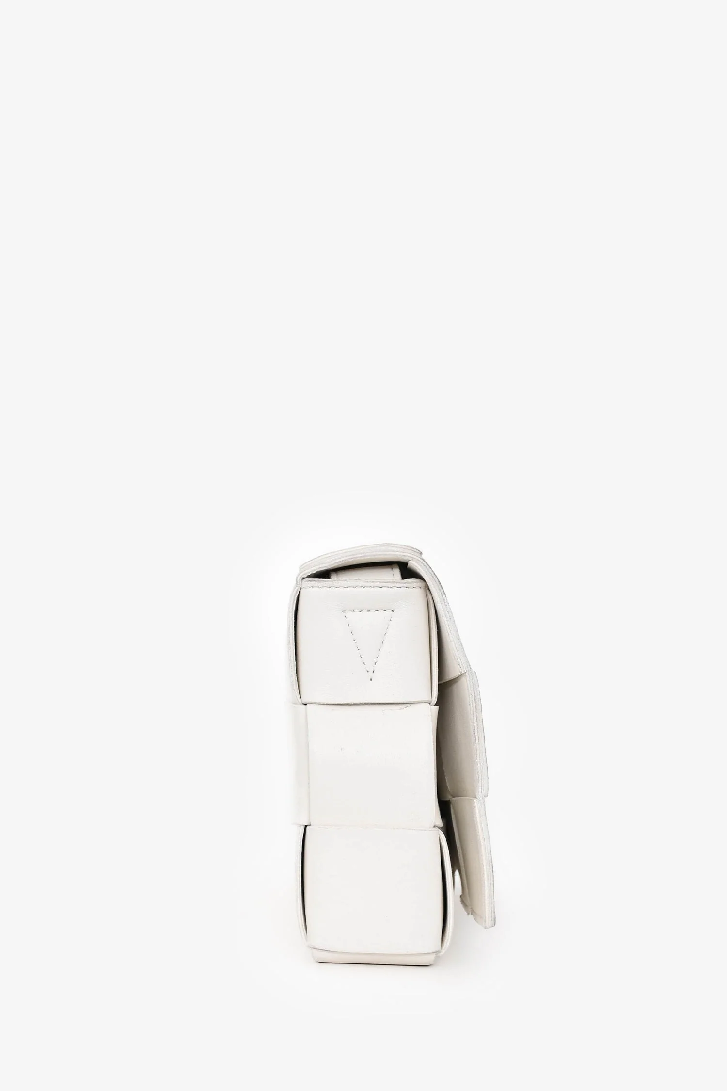 Bottega Veneta White Leather The Cassette Crossbody Bag - Image 3