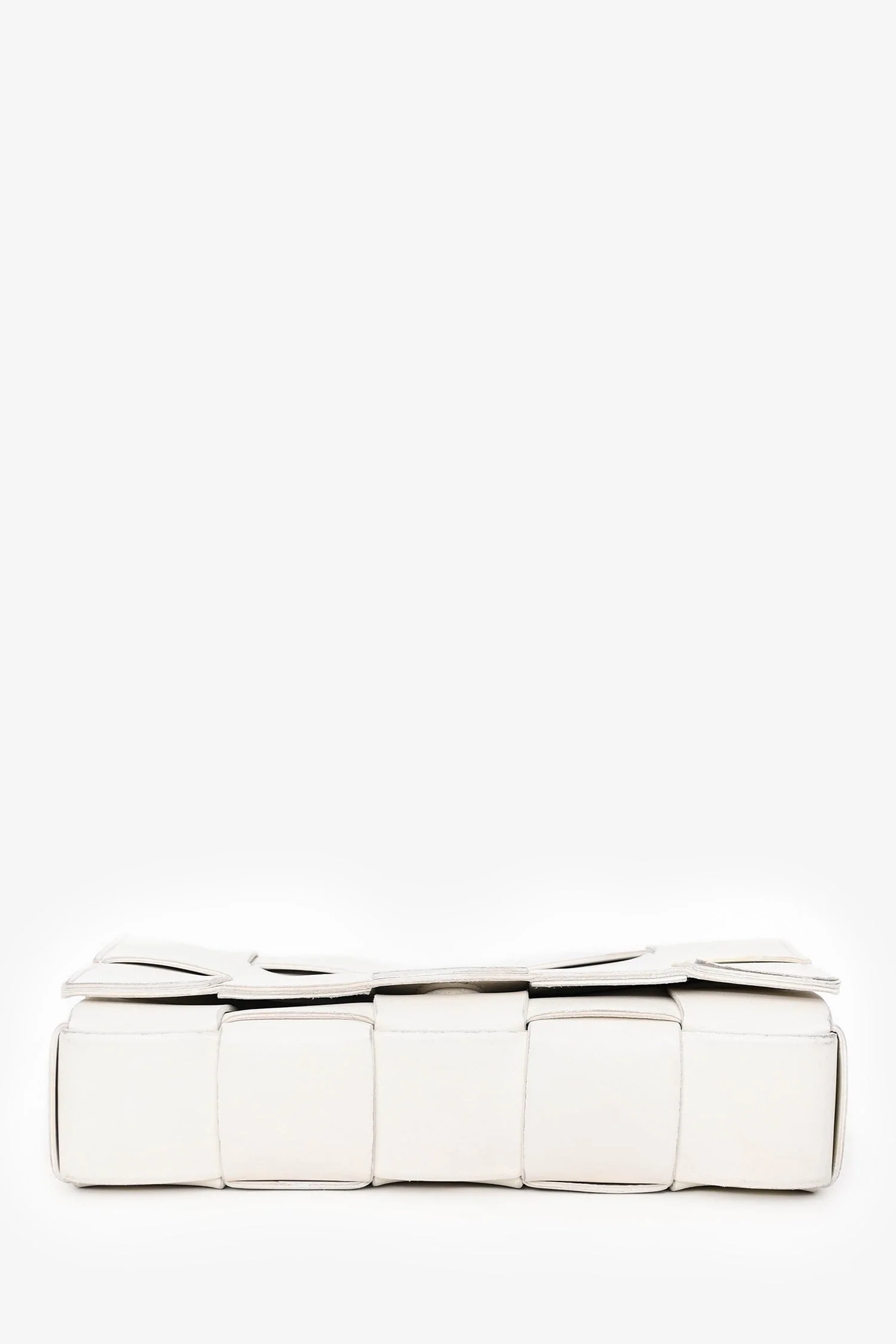 Bottega Veneta White Leather The Cassette Crossbody Bag - Image 5