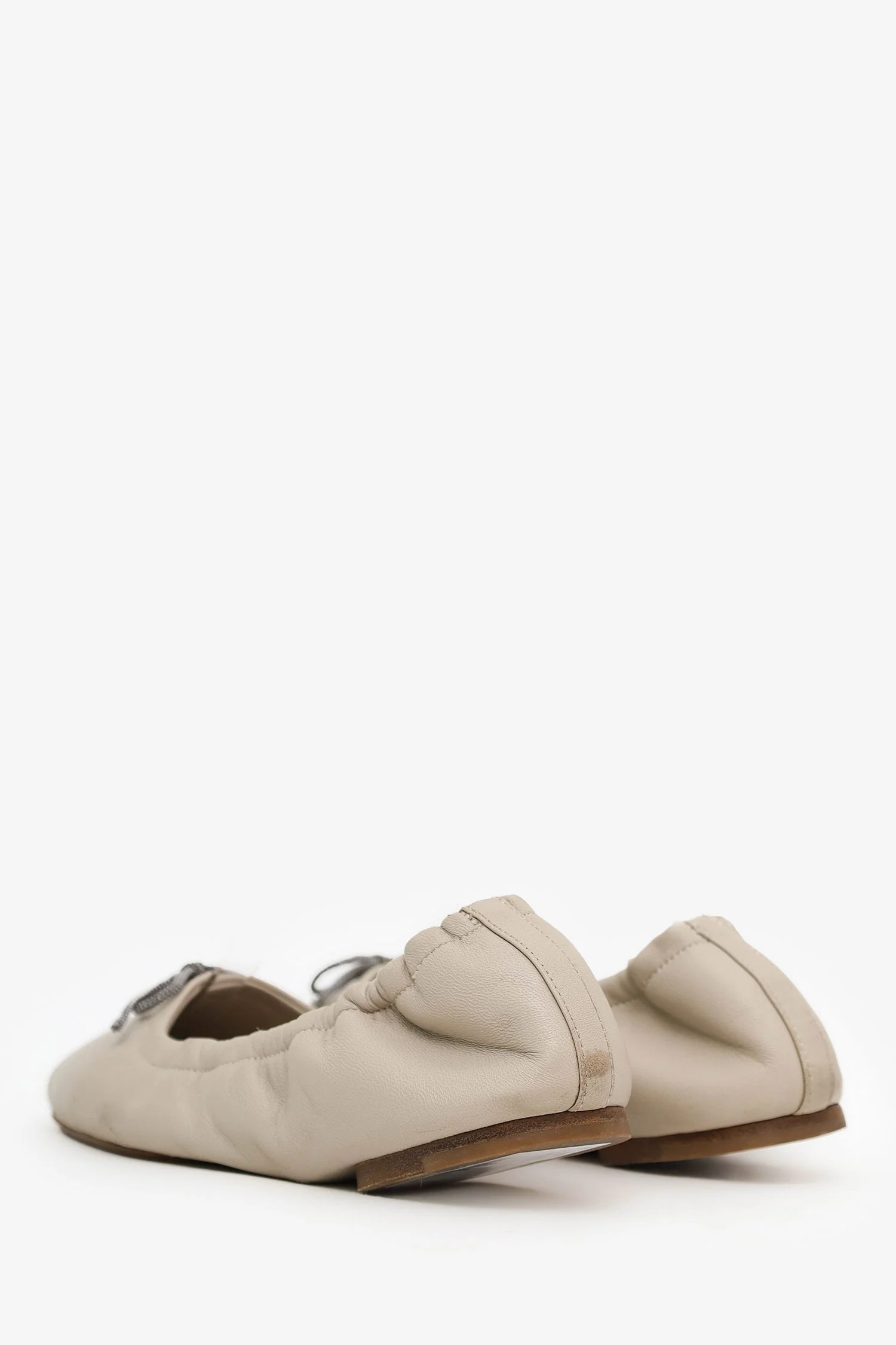 Brunello Cucinelli Cream Leather Beaded Bow Flats Size 39 - Image 4