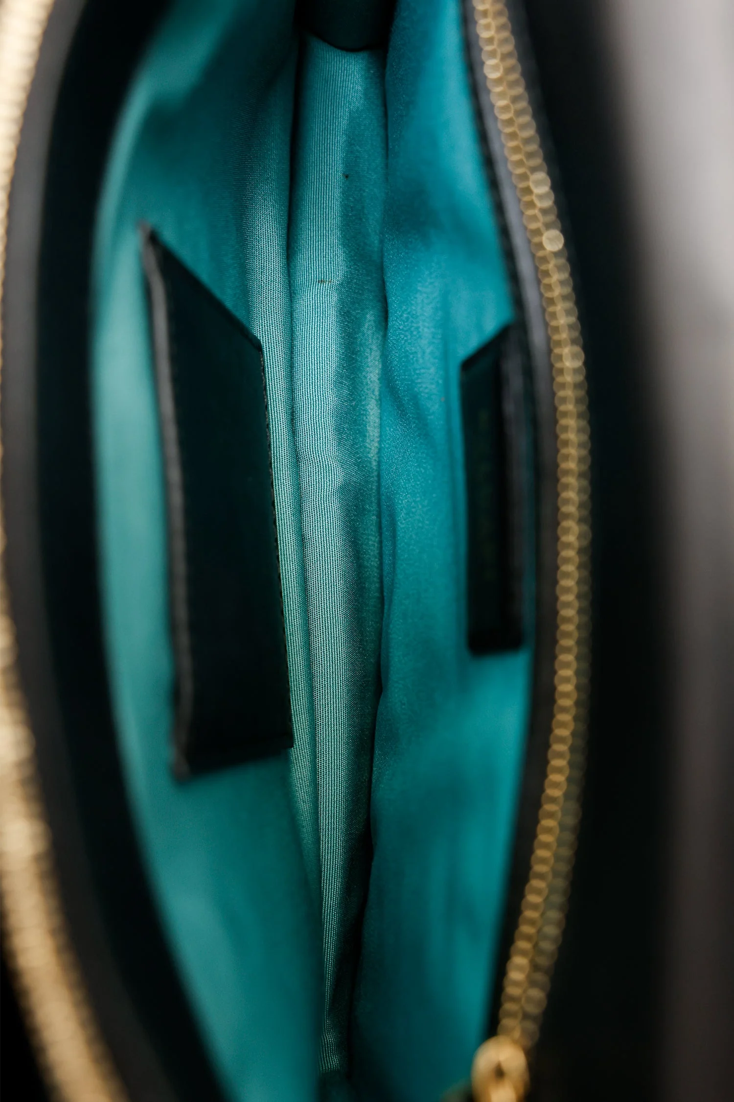 Bvlgari Black Leather Serpenti Shoulder Bag - Image 7