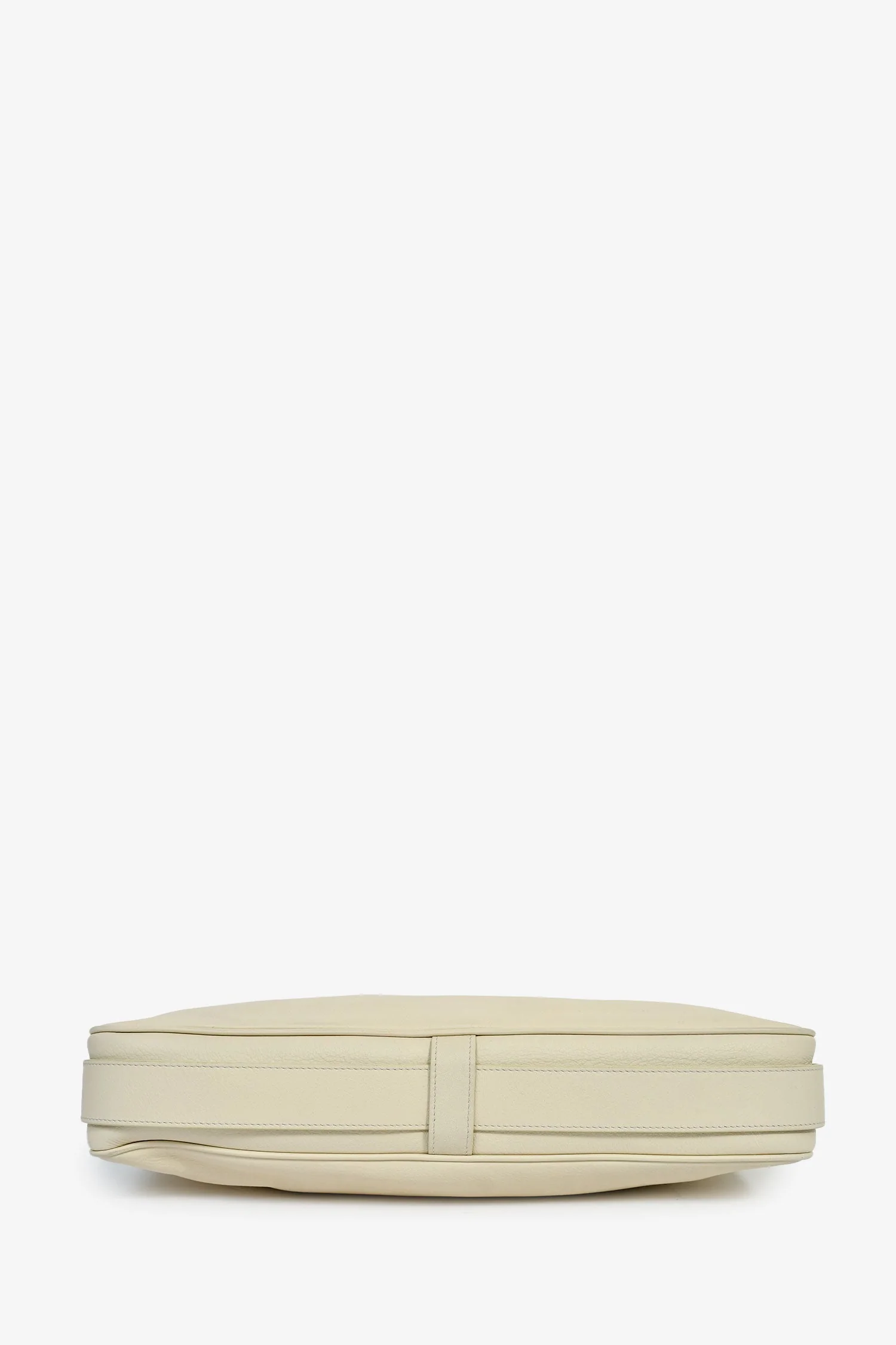 Celine 2021 Cream Leather 'Romy' Medium Shoulder Bag - Image 5
