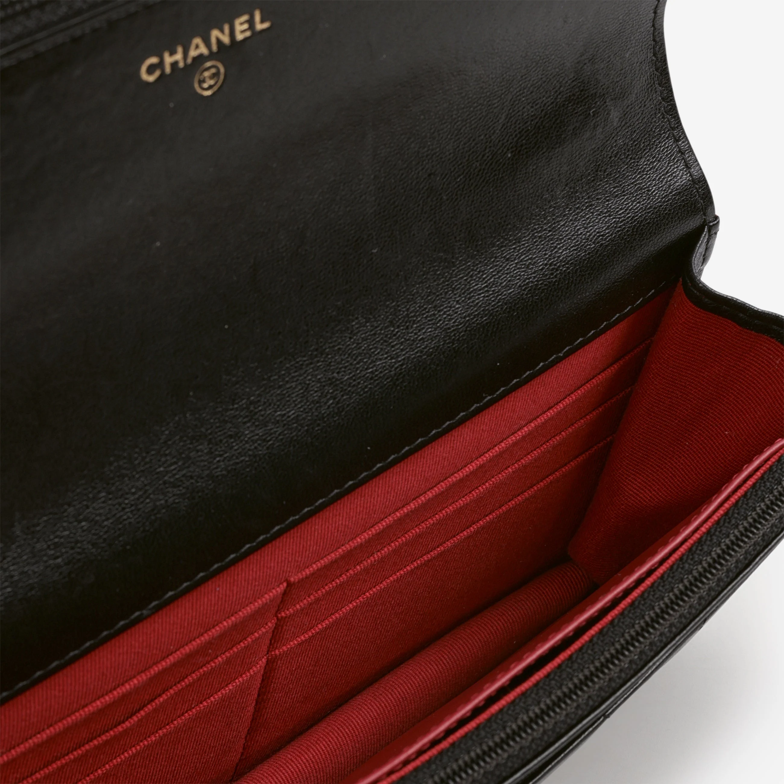 Chanel 19 Wallet on Chain - Black Lambskin | Mixed Hardware - Image 6