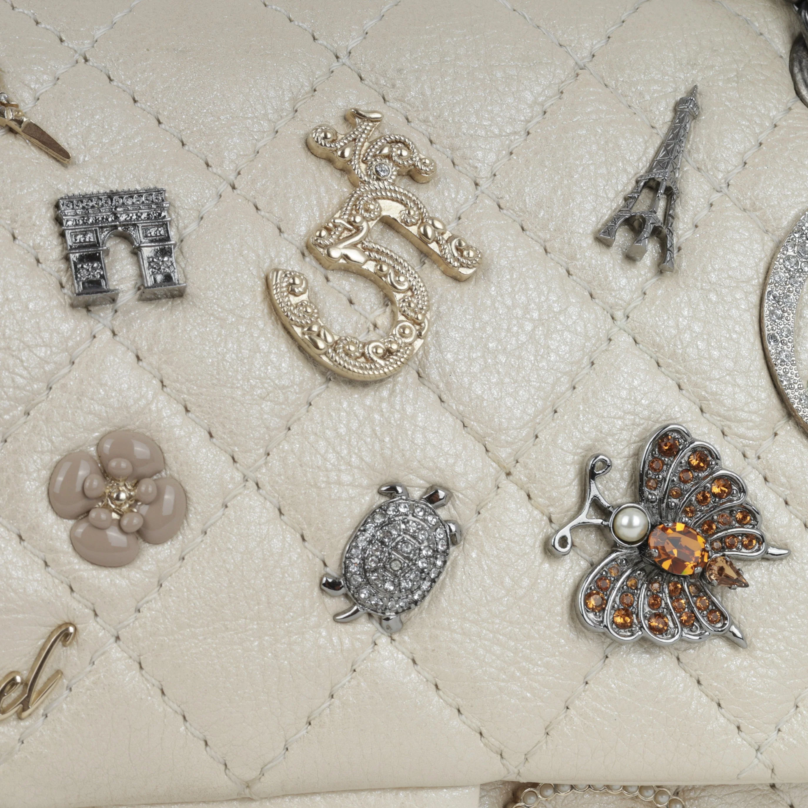 Chanel 2.55 Re-issue 225 Lucky Charms - Ivory Calfskin | Rhodium Hardware - Image 7