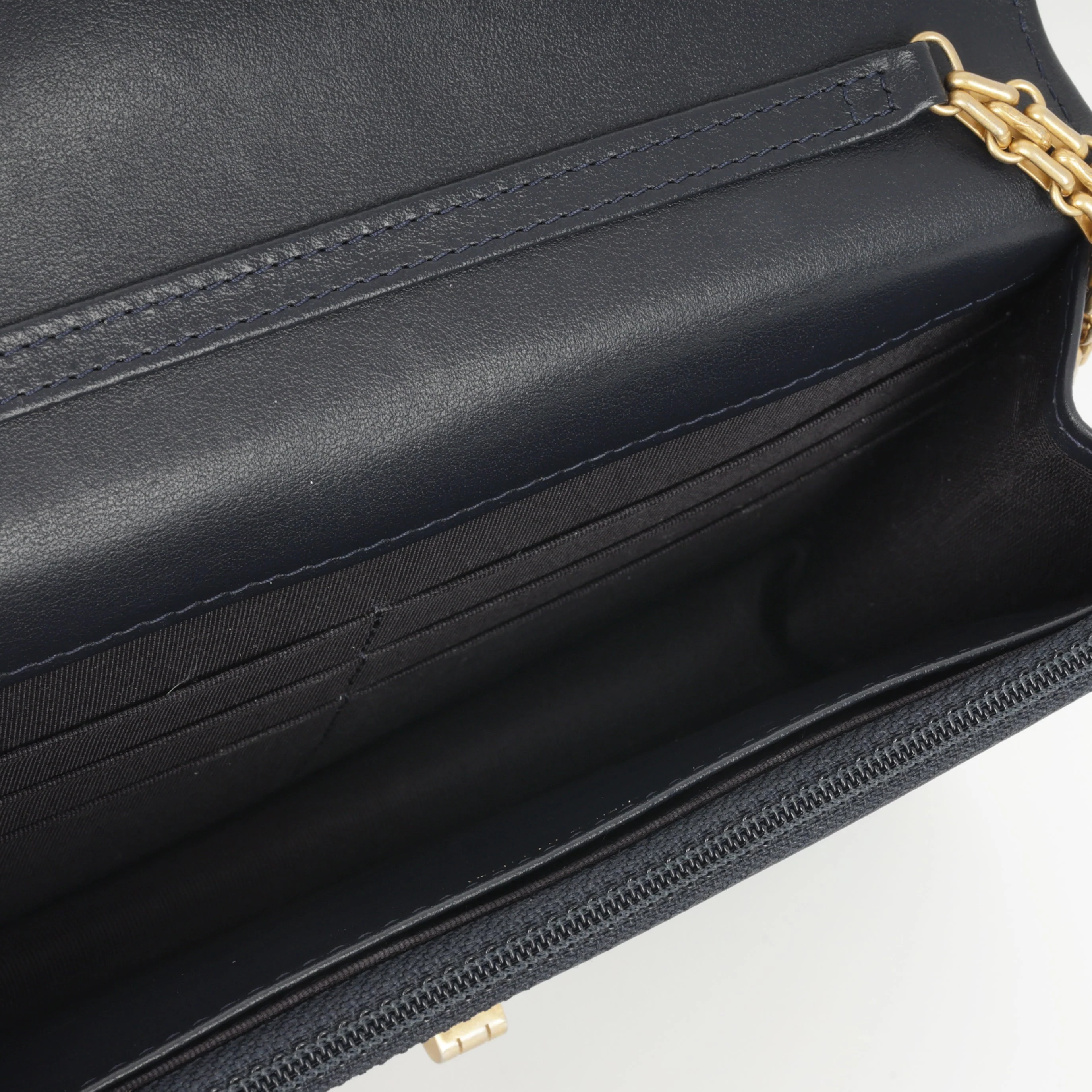 Chanel 2.55 Re-issue Wallet on Chain - Navy Calfskin | Gold Hardware - Image 4