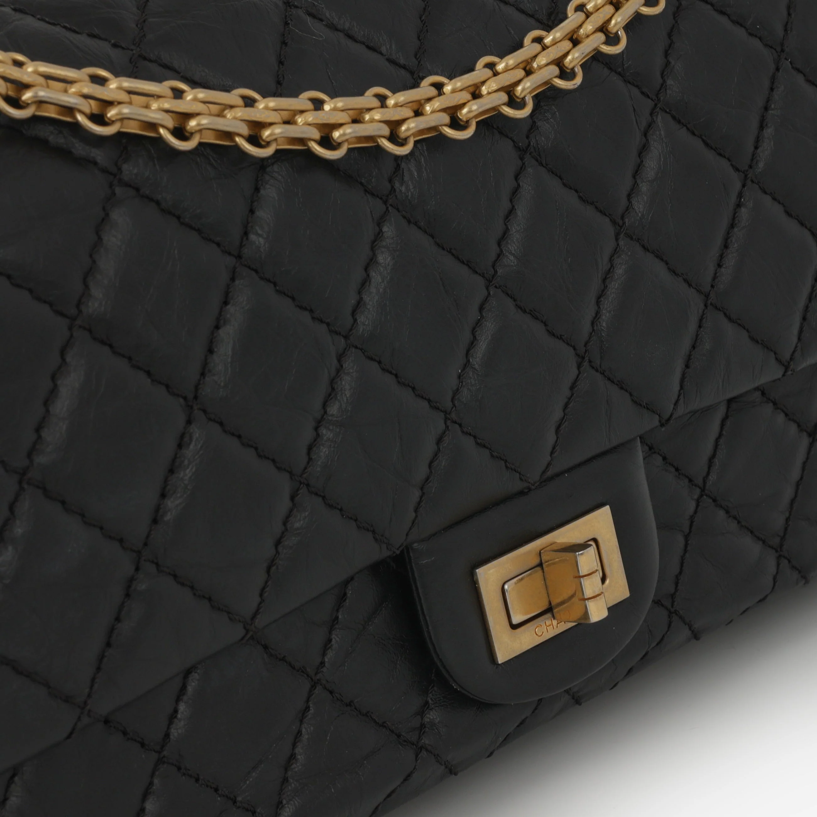 Chanel 2.55 Reissue 225 - Black Crumpled Calfskin | Gold Hardware - Image 7