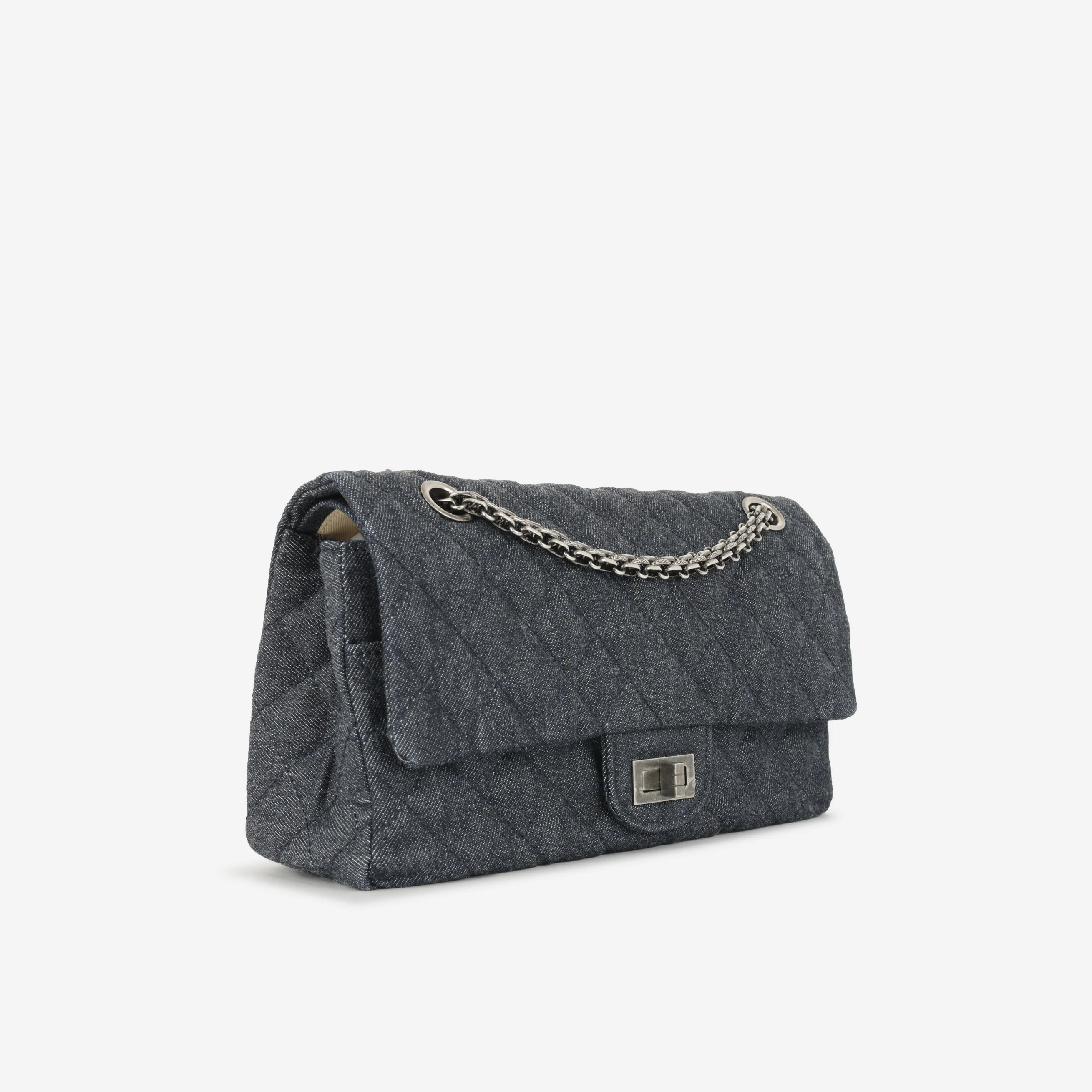 Chanel 2.55 Reissue 225 - Indigo Denim | Ruthenium Hardware - Image 2