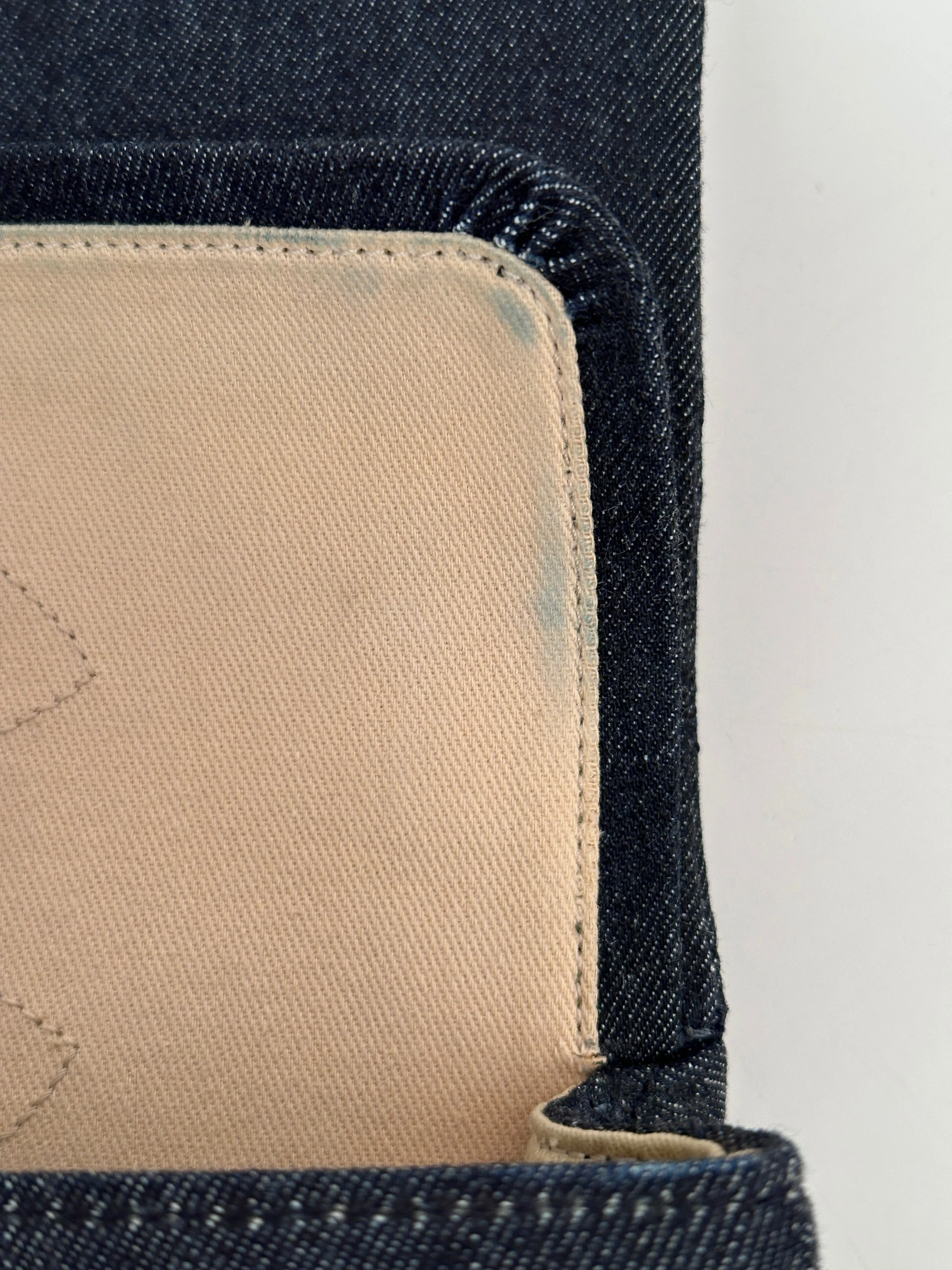 Chanel 2.55 Reissue 225 - Indigo Denim | Ruthenium Hardware - Image 8