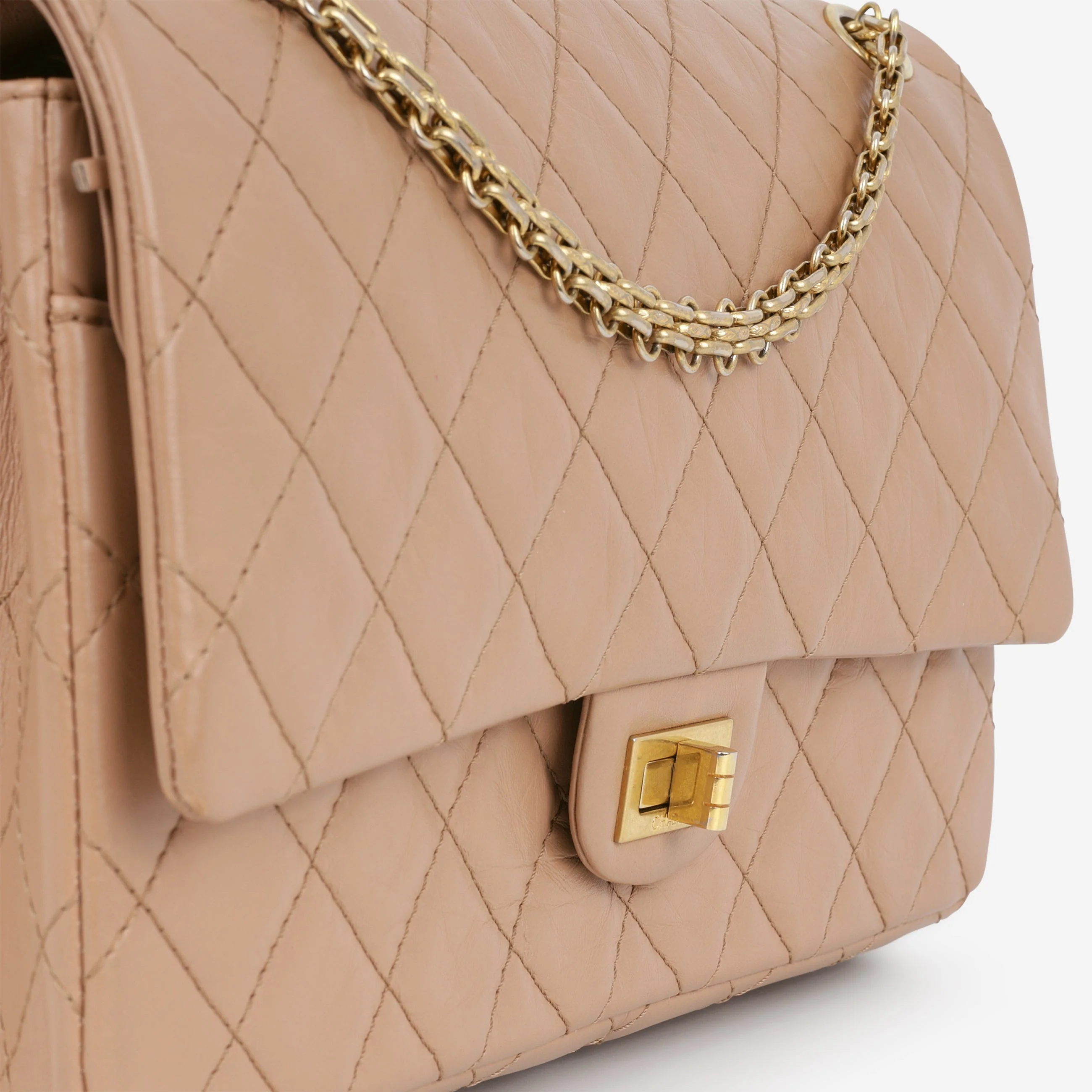 Chanel 2.55 Reissue 226 - Beige Crumpled Calfskin | Gold Hardware - Image 8