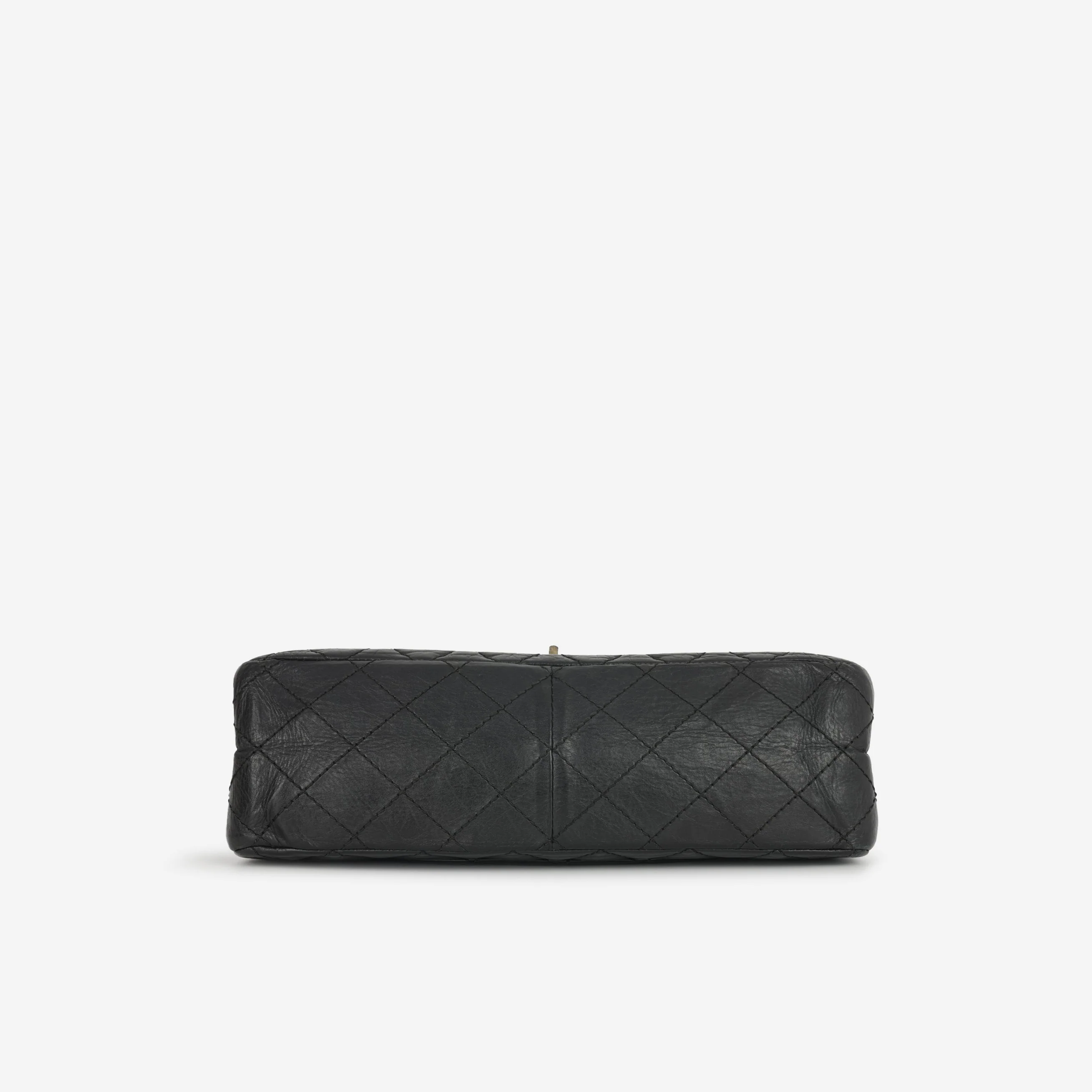 Chanel 2.55 Reissue 226 - Black Crumpled Calfskin | Gold Hardware - Image 4