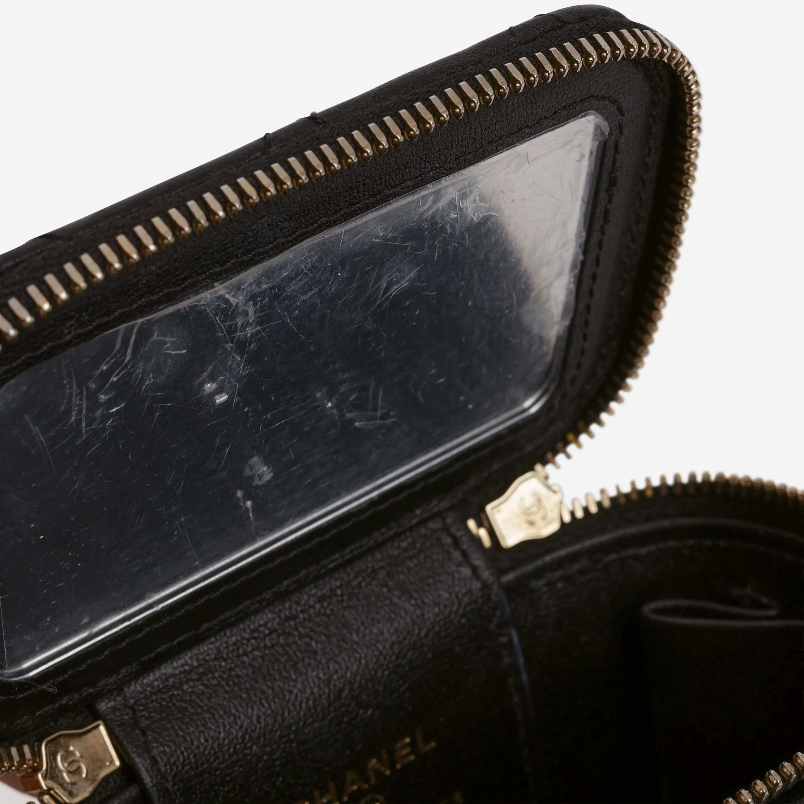 Chanel 23C Mini Vanity on Chain - Black Lambskin | Champagne Gold Hardware - Image 7