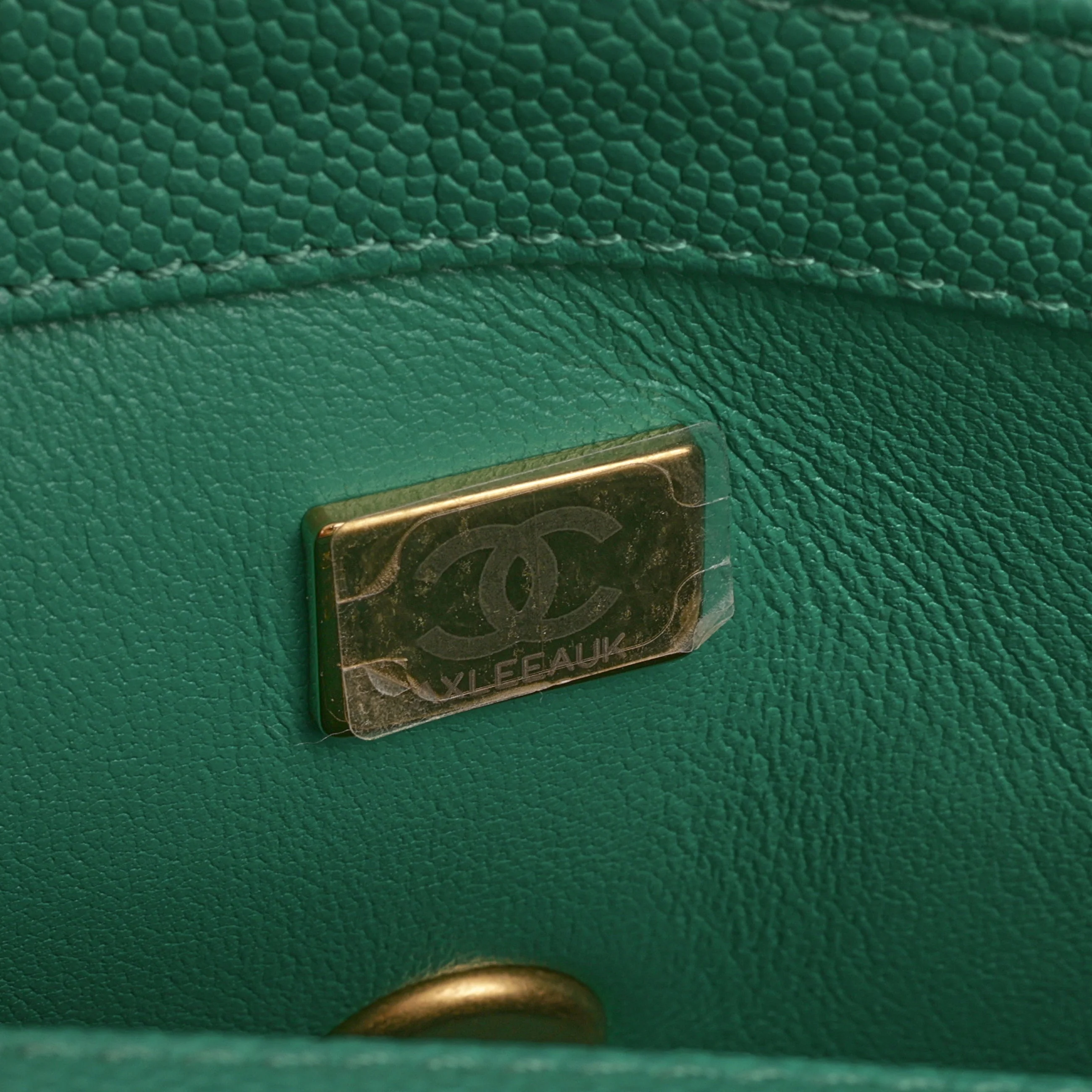 Chanel 23P Mini Heart Crush - Green Caviar | Gold Hardware - Image 6