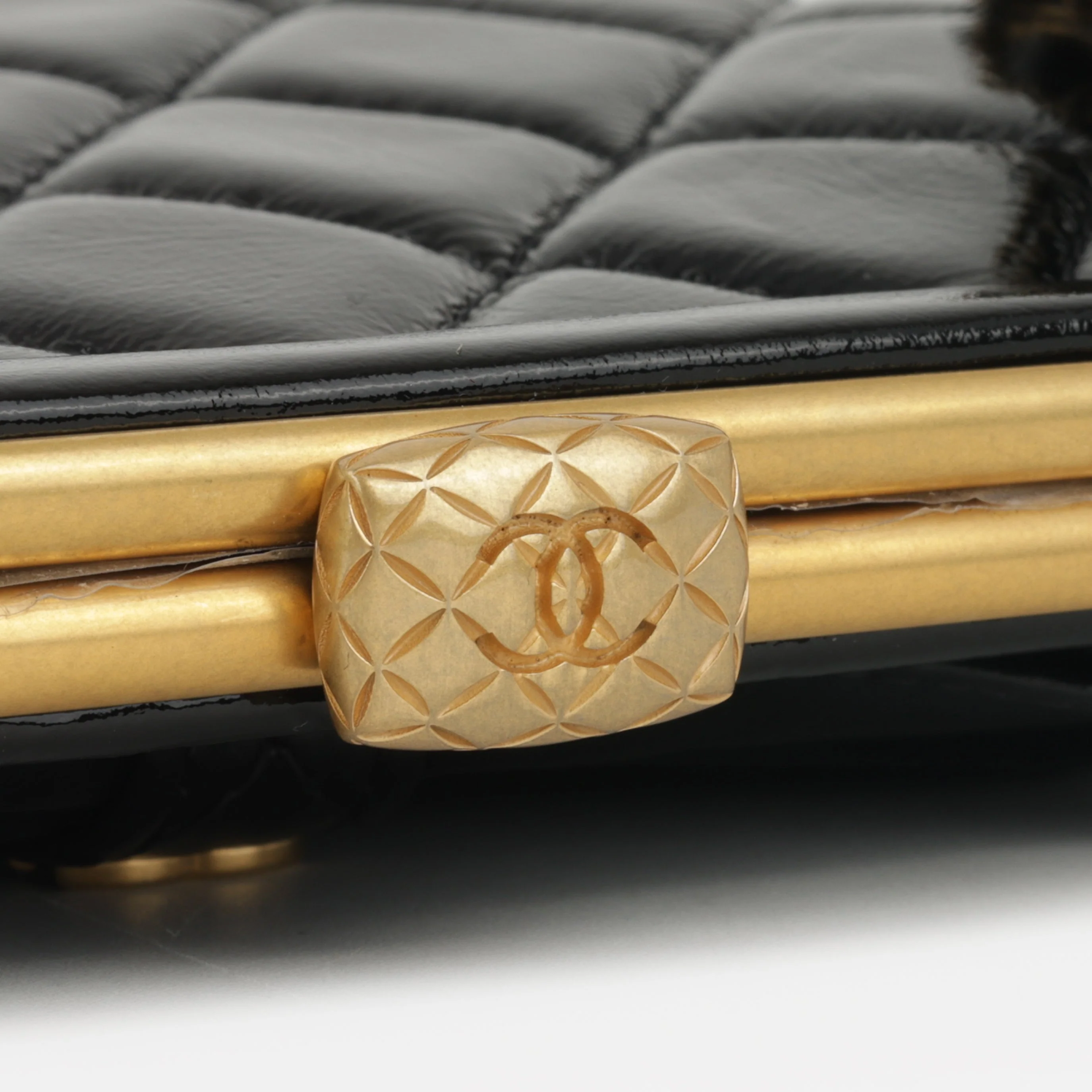 Chanel 24A Bowknot Clutch on Chain- Black Shiny Crumpled Calfskin | Aged Gold Hardware - Image 2
