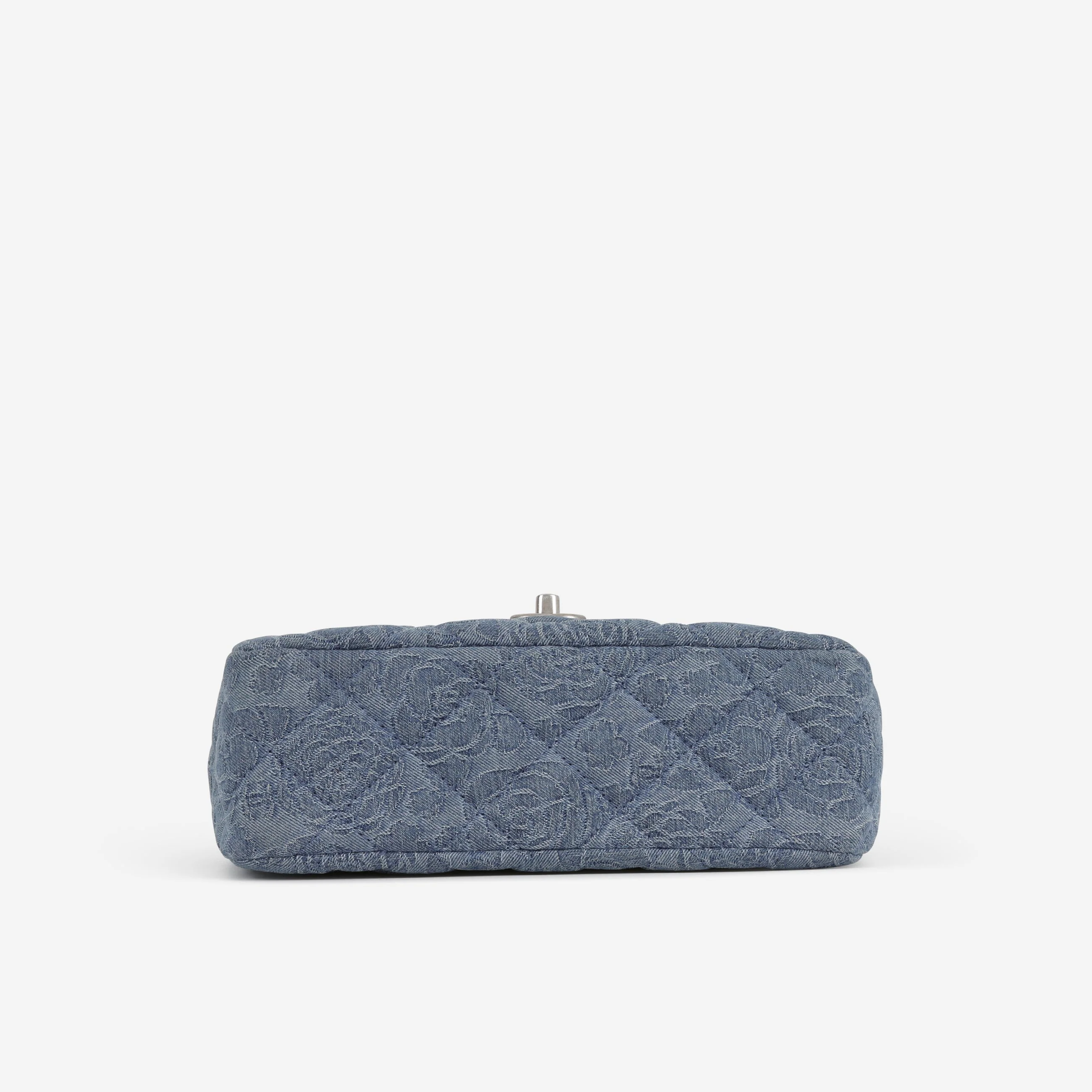 Chanel Camellia Sweetheart Crush - Blue Denim | Silver Hardware - Image 4