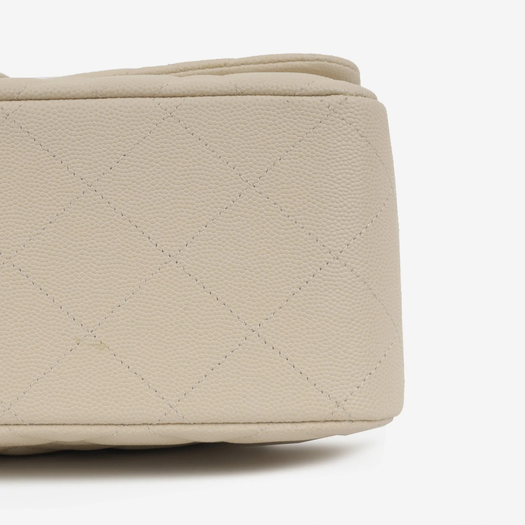 Chanel Classic Jumbo Double Flap - Ecru Caviar | Champagne Gold Hardware - Image 7