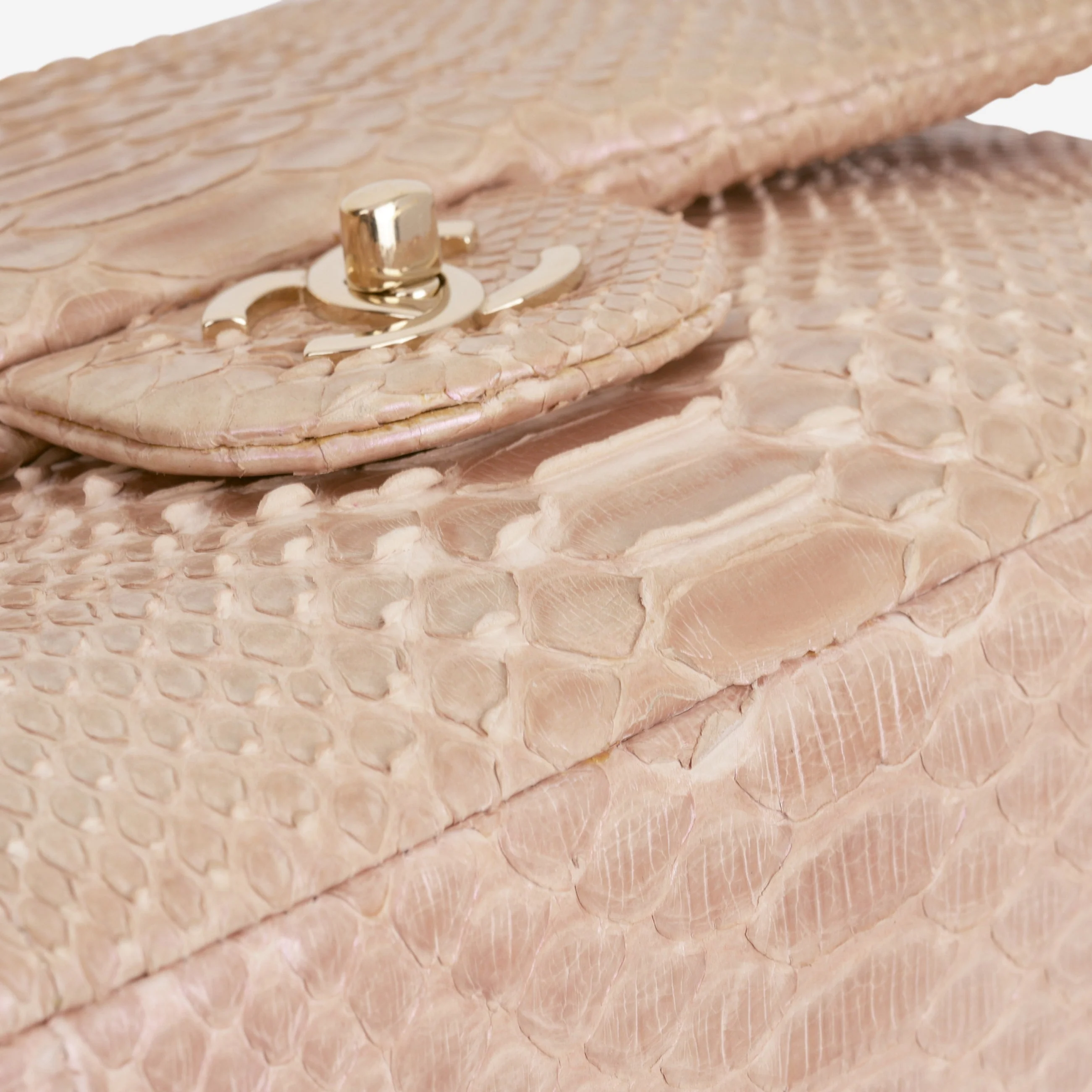 Chanel Classic Jumbo Double Flap - Iridescent Pink Pyhton | Champagne Gold Hardware - Image 7