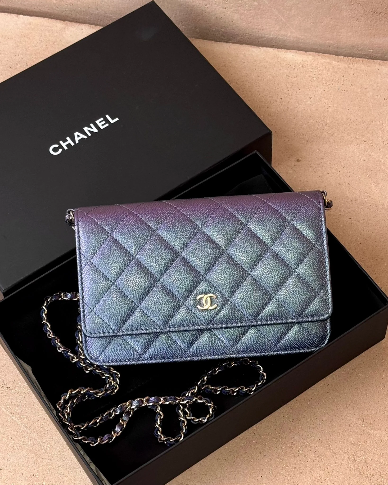 Chanel Classic Wallet on Chain - Iridescent Purple Caviar | Champagne Gold Hardware - Image 8