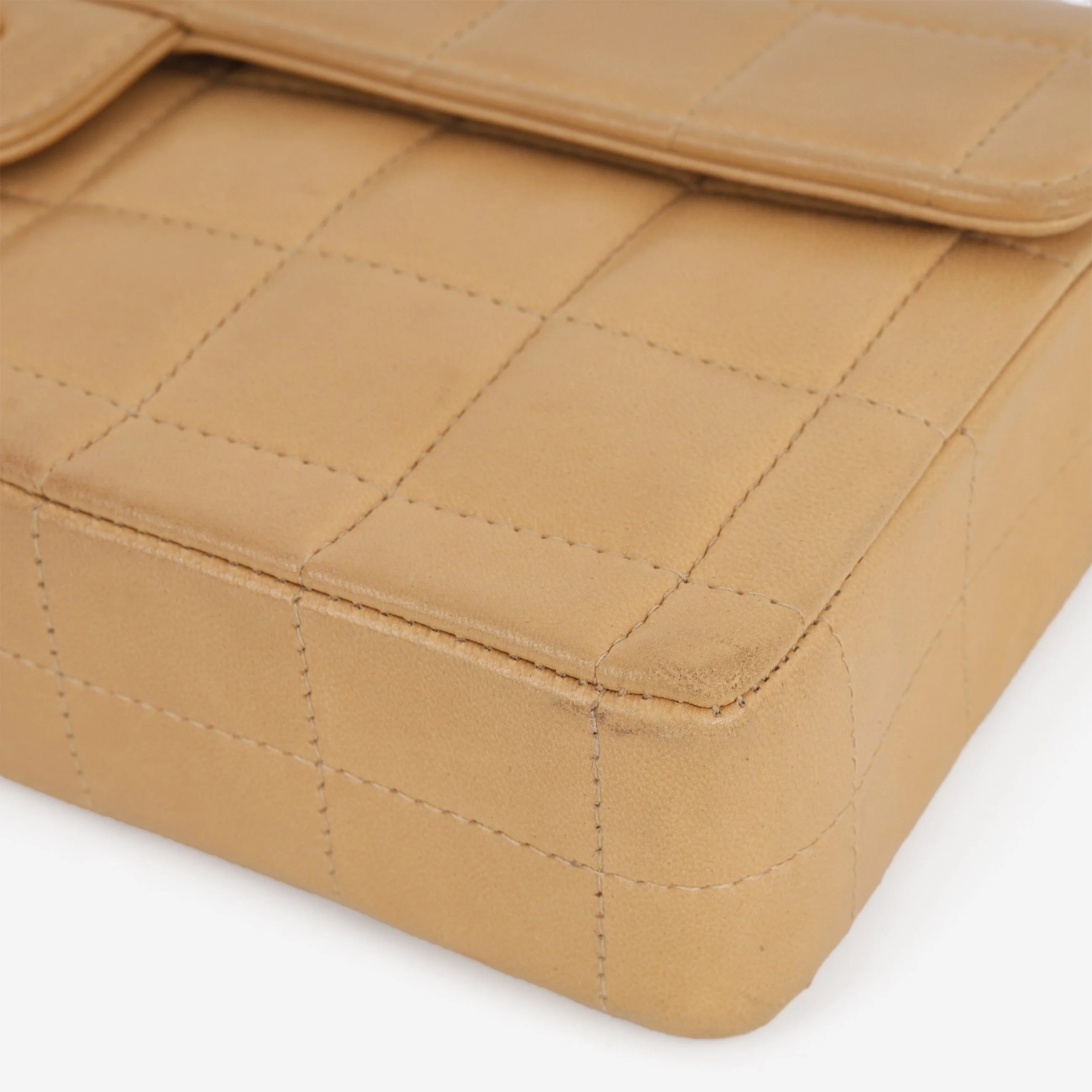 Chanel East West Chocolate Bar - Beige Lambskin | Gold Hardware - Image 6