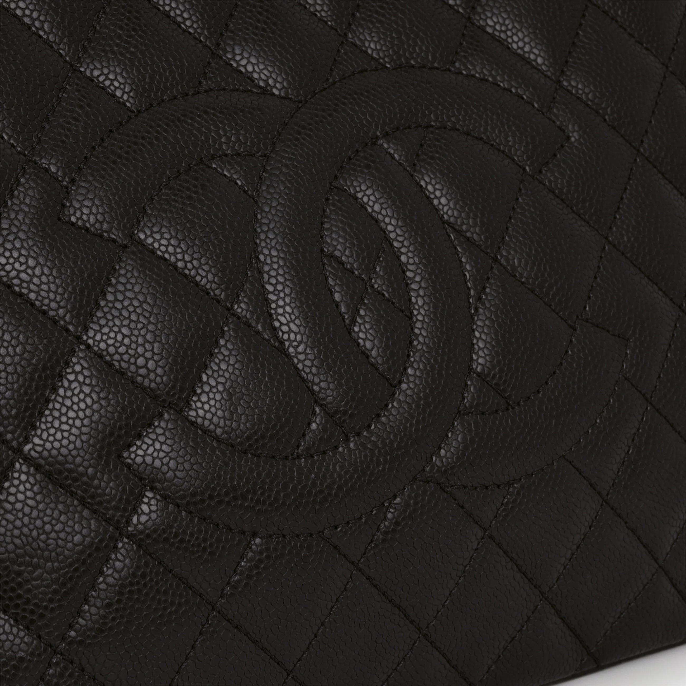 Chanel GST - Black Caviar | Gold Hardware - Image 5
