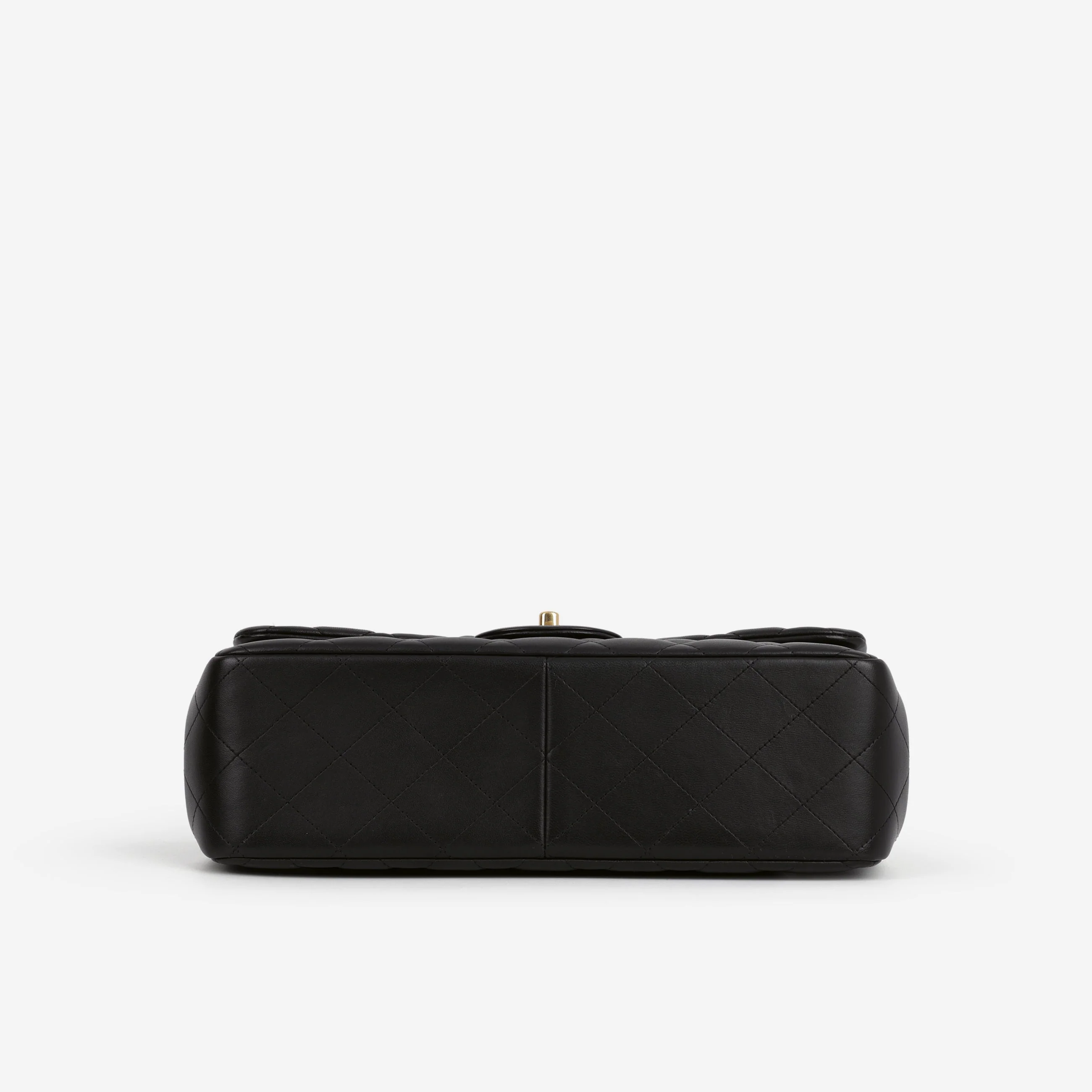 Chanel Jumbo Classic Flap - Black Lambskin | Gold Hardware - Image 4