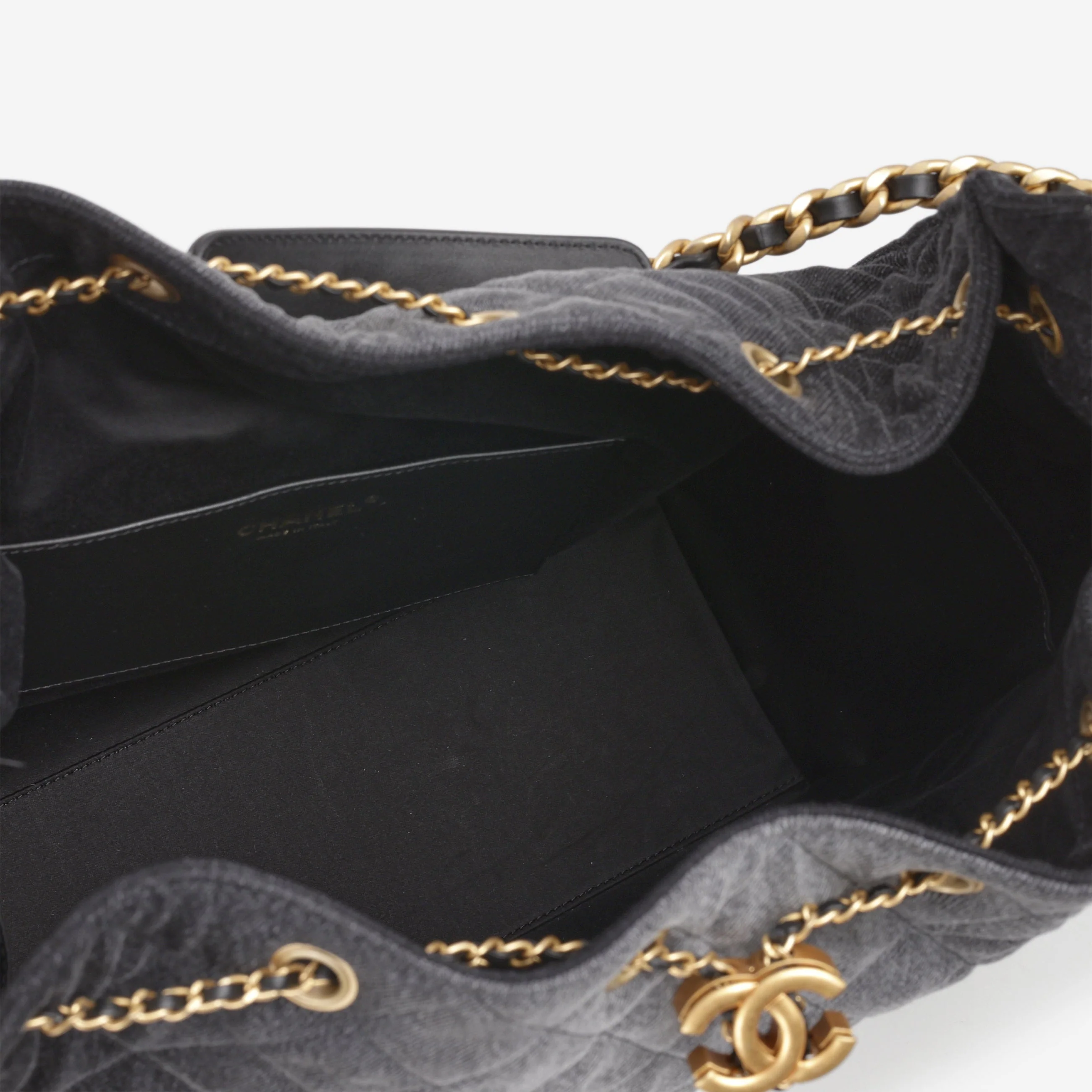 Chanel Large 25 Hobo Bag - Black Denim | Gold Hardware - Image 5