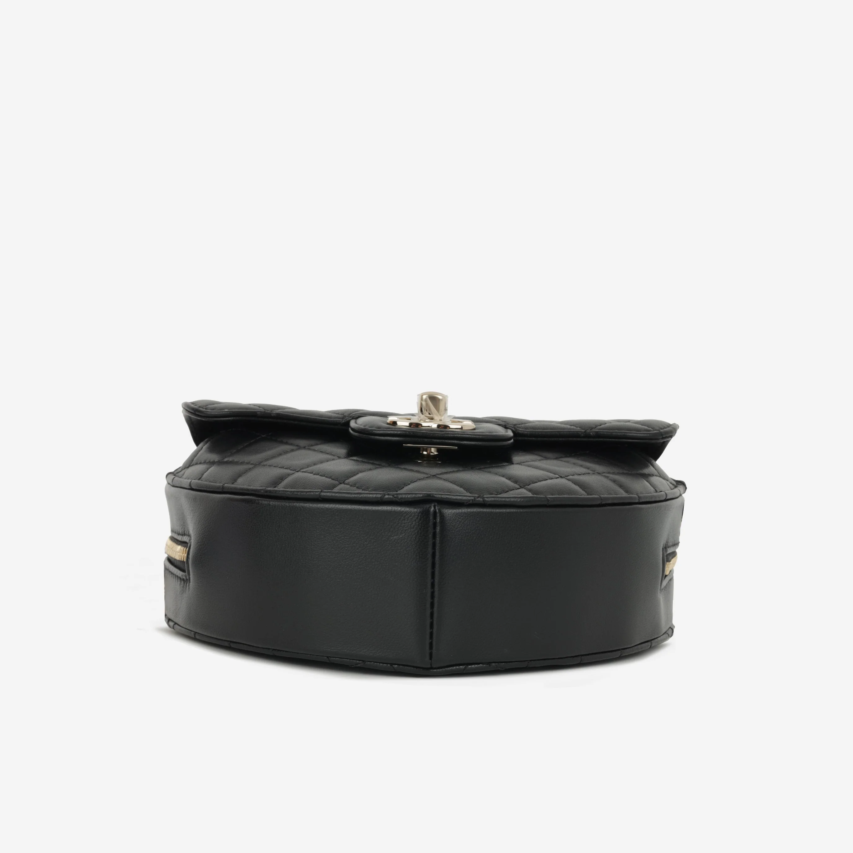 Chanel Large Heart Bag - Black Lambskin | Champagne Gold Hardware - Image 4