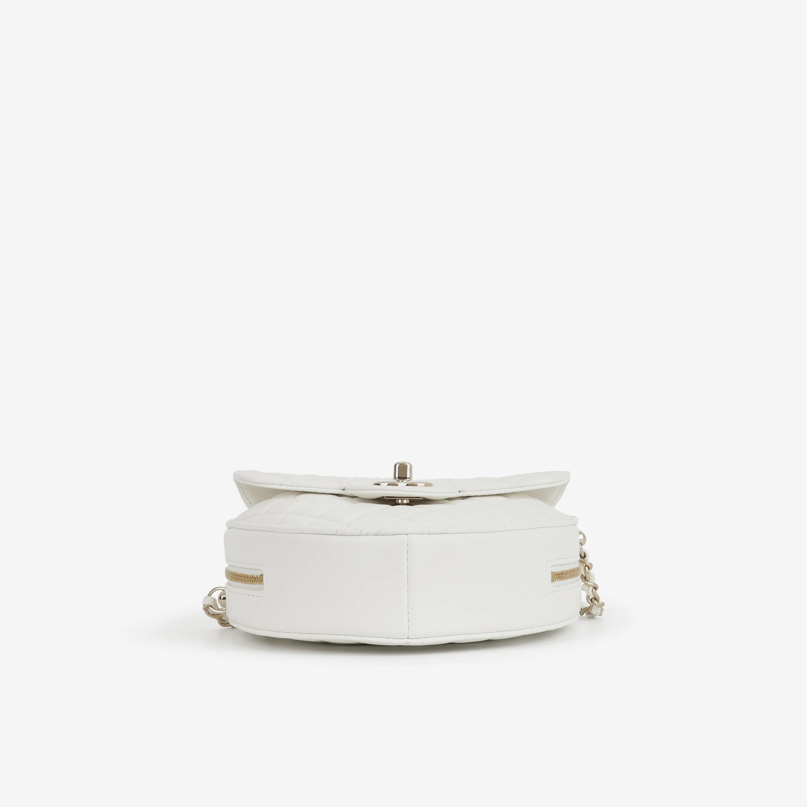 Chanel Large Heart Bag - White Lambskin | Champagne Gold Hardware - Image 4