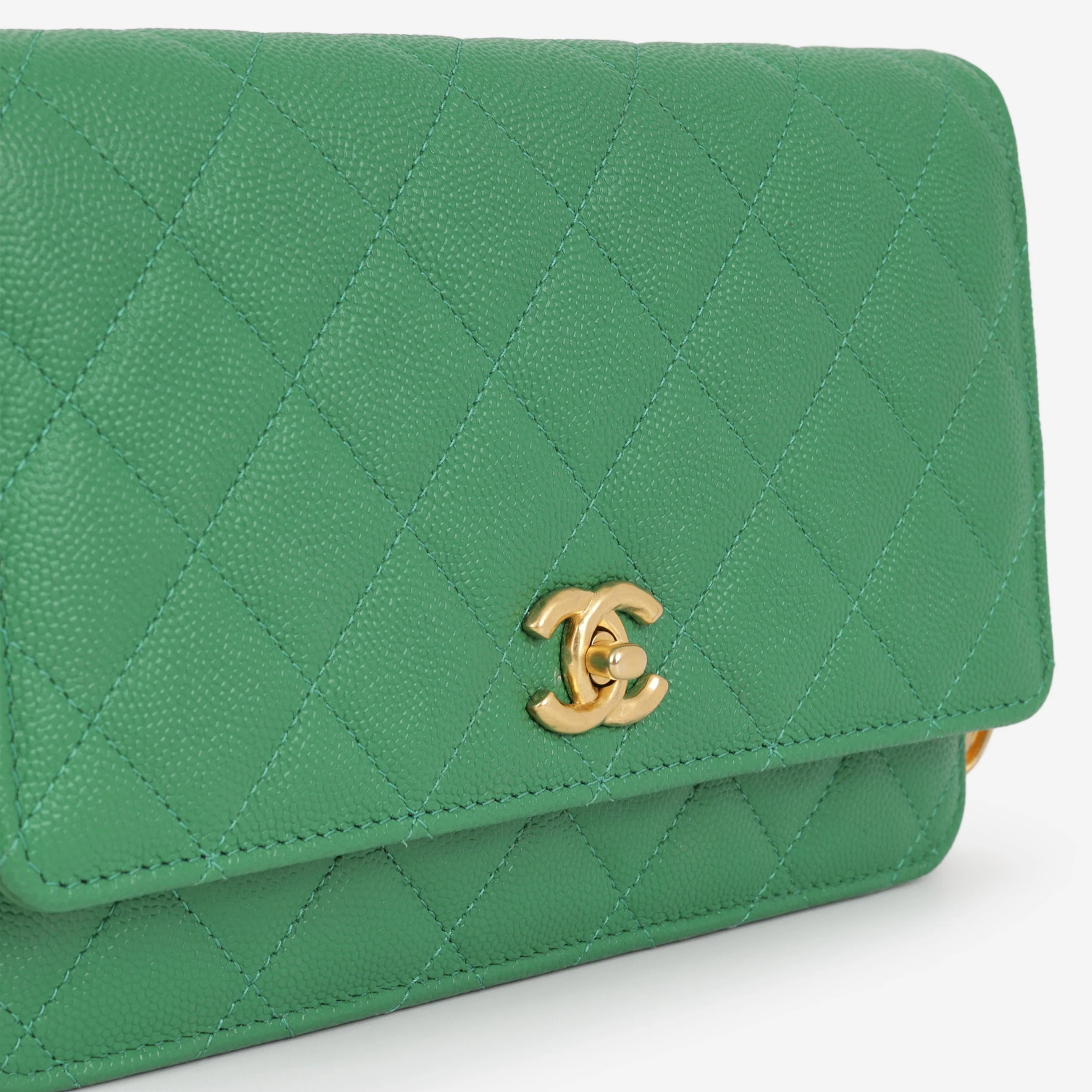 Chanel Medallion Wallet On Chain - Green Caviar | Gold Hardware - Image 7