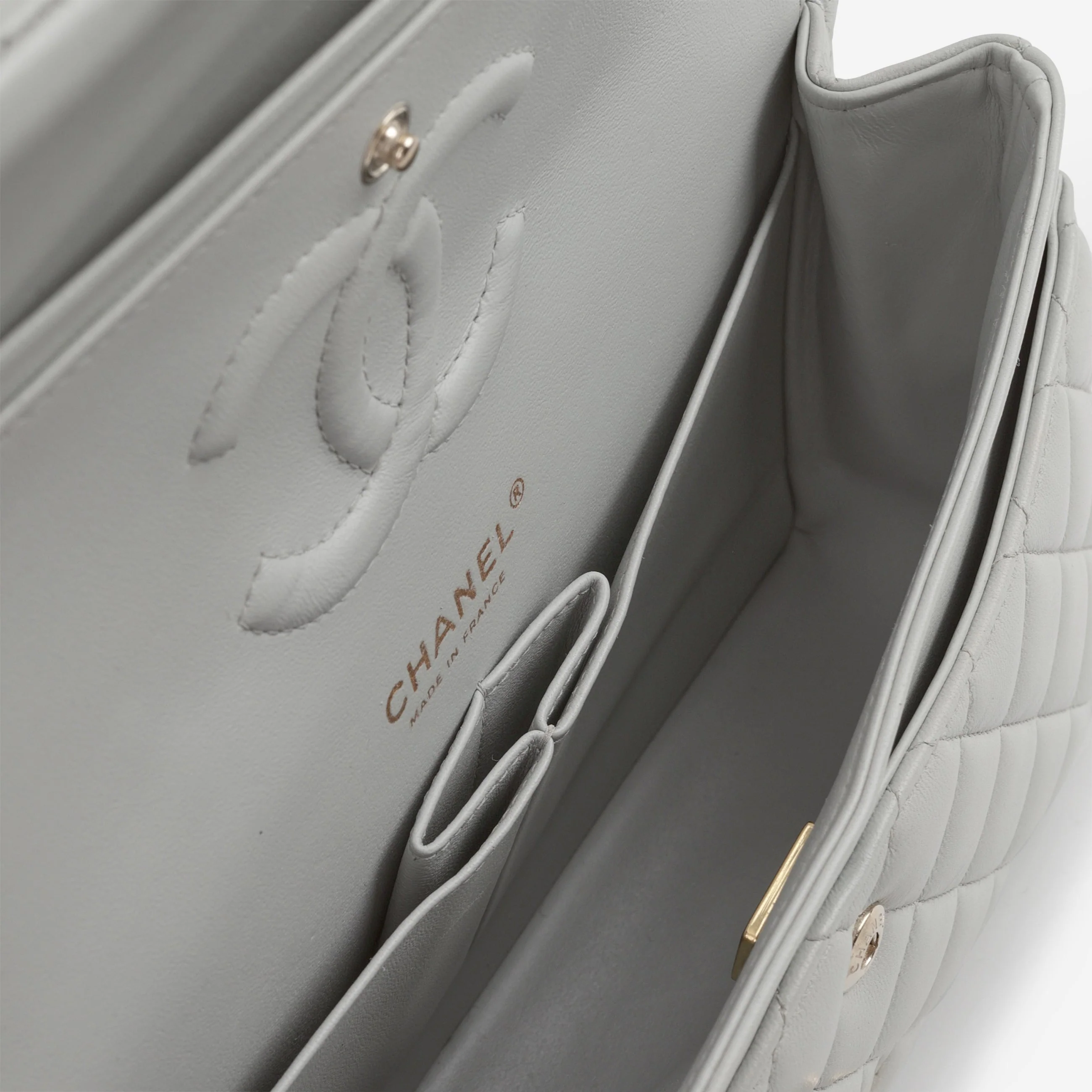 Chanel Medium Classic Flap - Light Grey Lambskin | Champagne Gold Hardware - Image 6