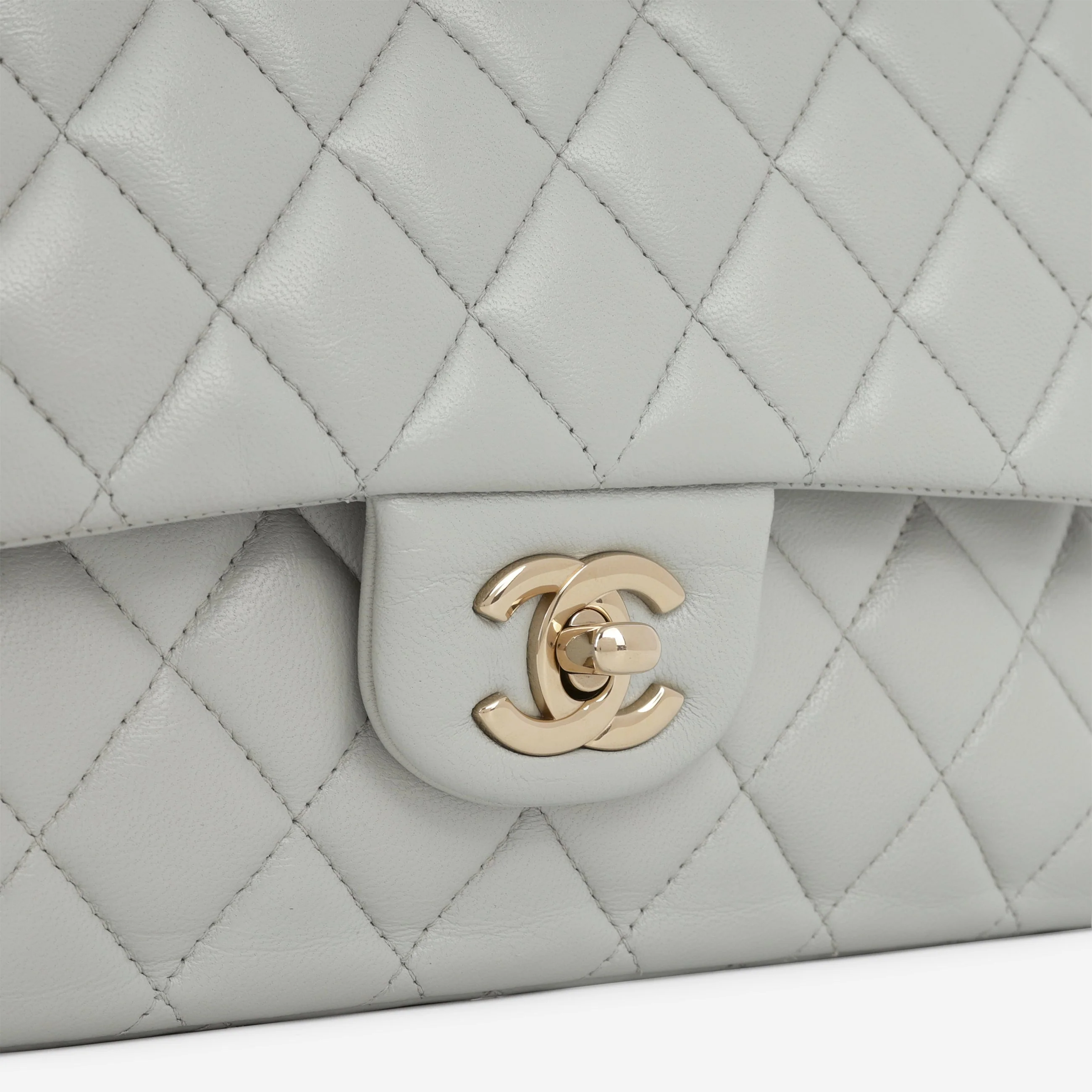 Chanel Medium Classic Flap - Light Grey Lambskin | Champagne Gold Hardware - Image 8