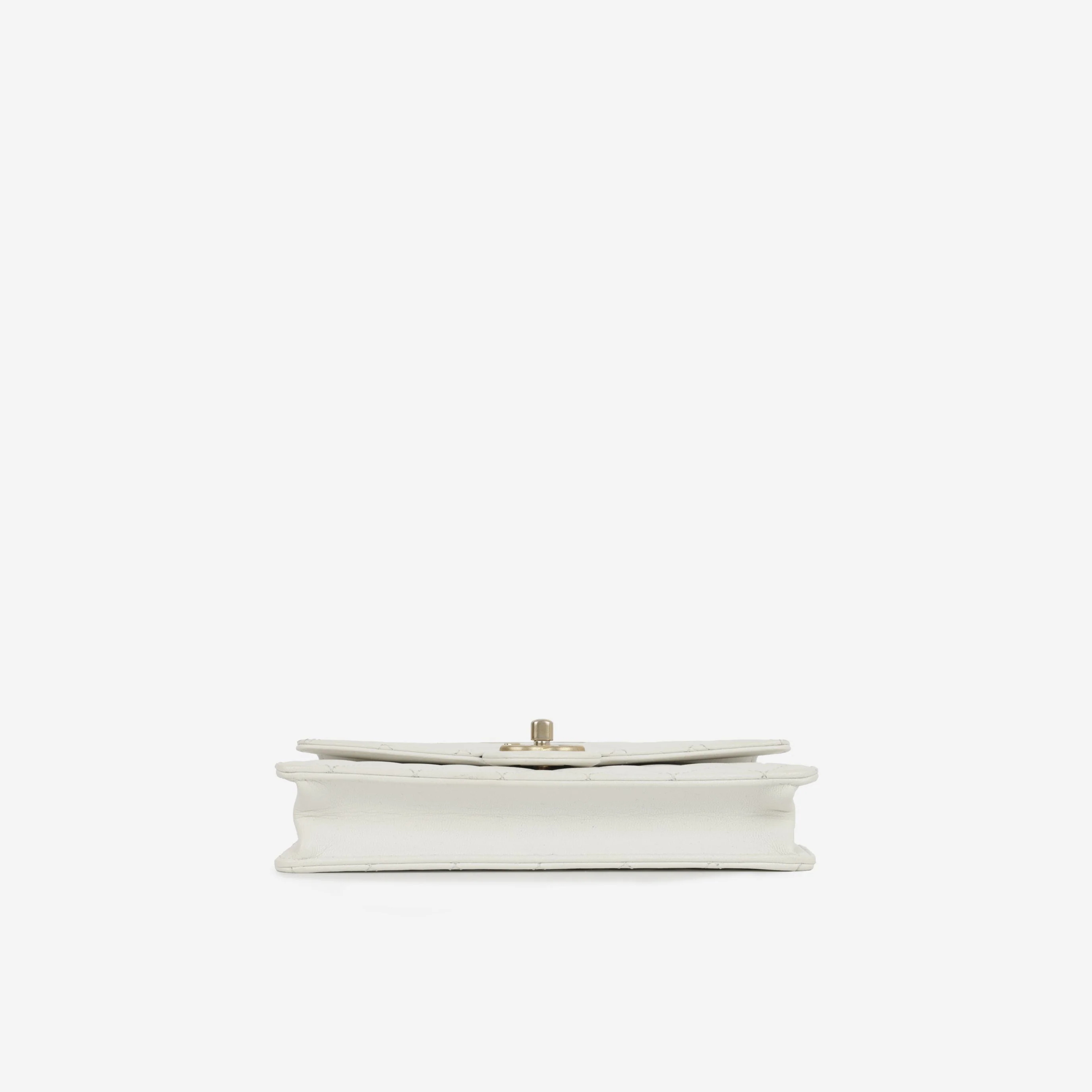 Chanel Medium Vertical Pearl Flap - White Calfskin | Antique Gold Hardware - Image 4