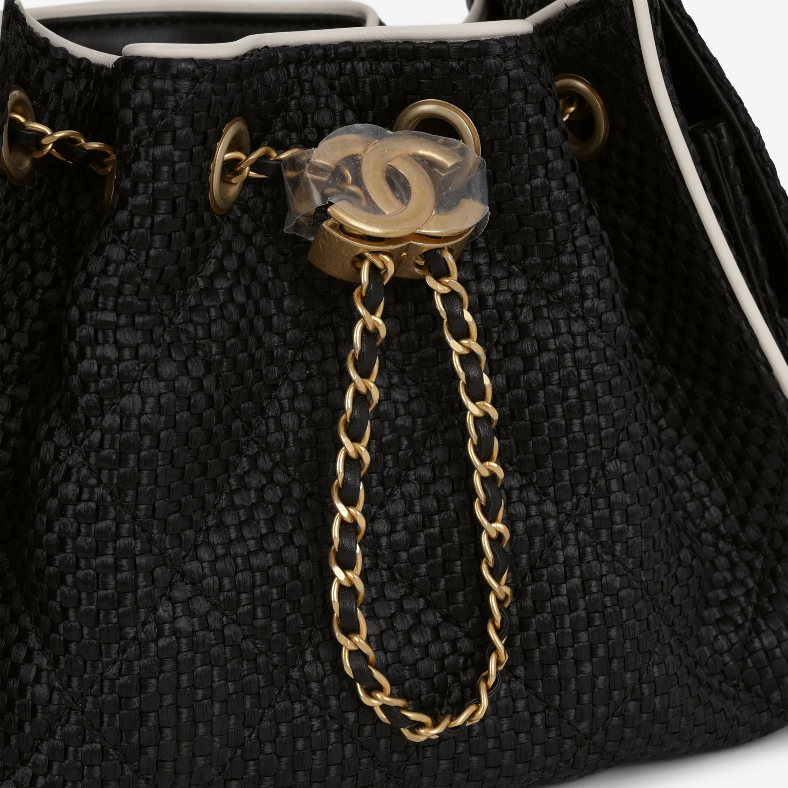 Chanel Mini 25 Hobo - Black Raffia | Gold Hardware - Image 4